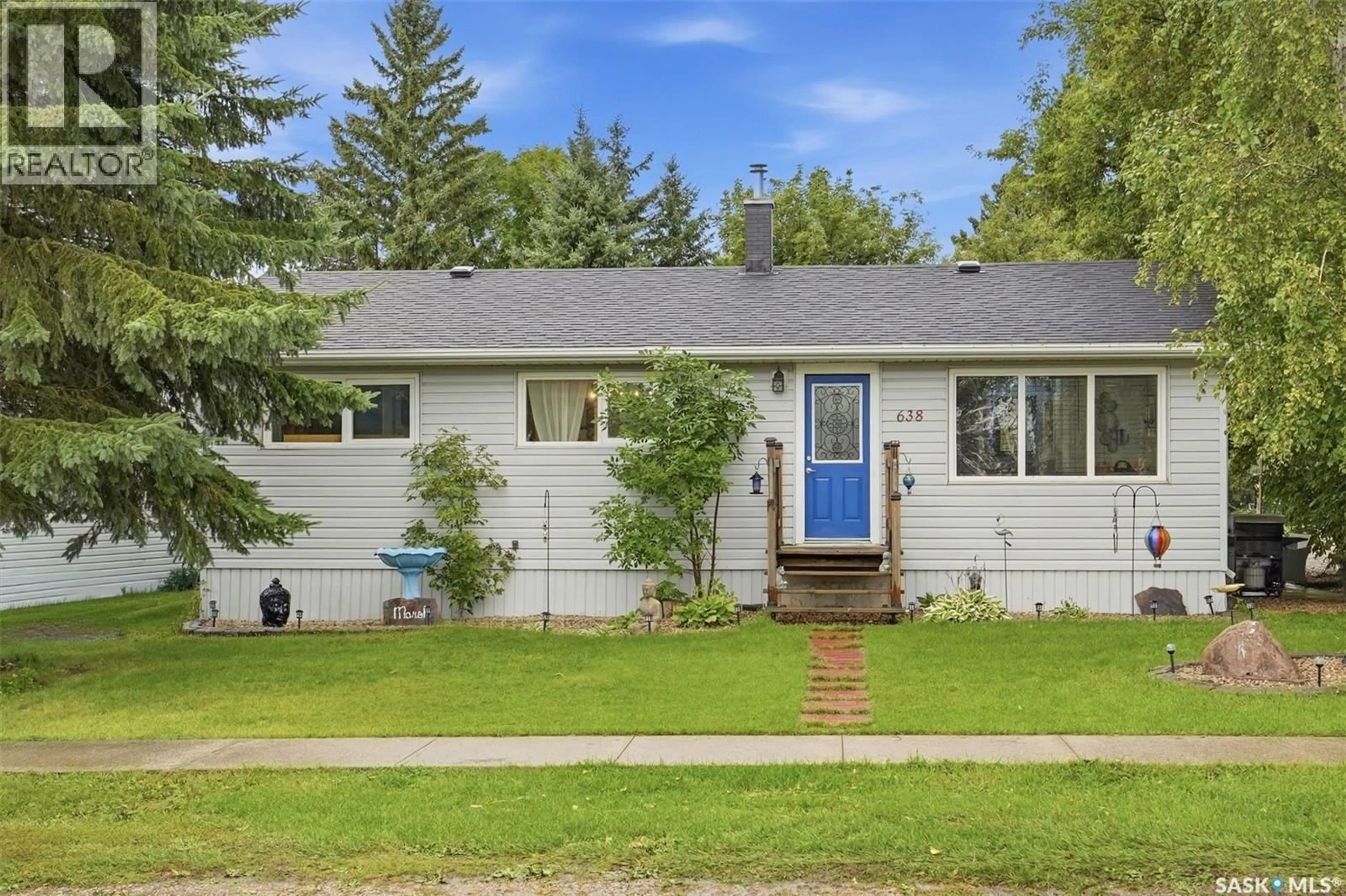 Home with vinyl exterior material, street for 638 KIRBY STREET, Bruno Saskatchewan S0K0S0