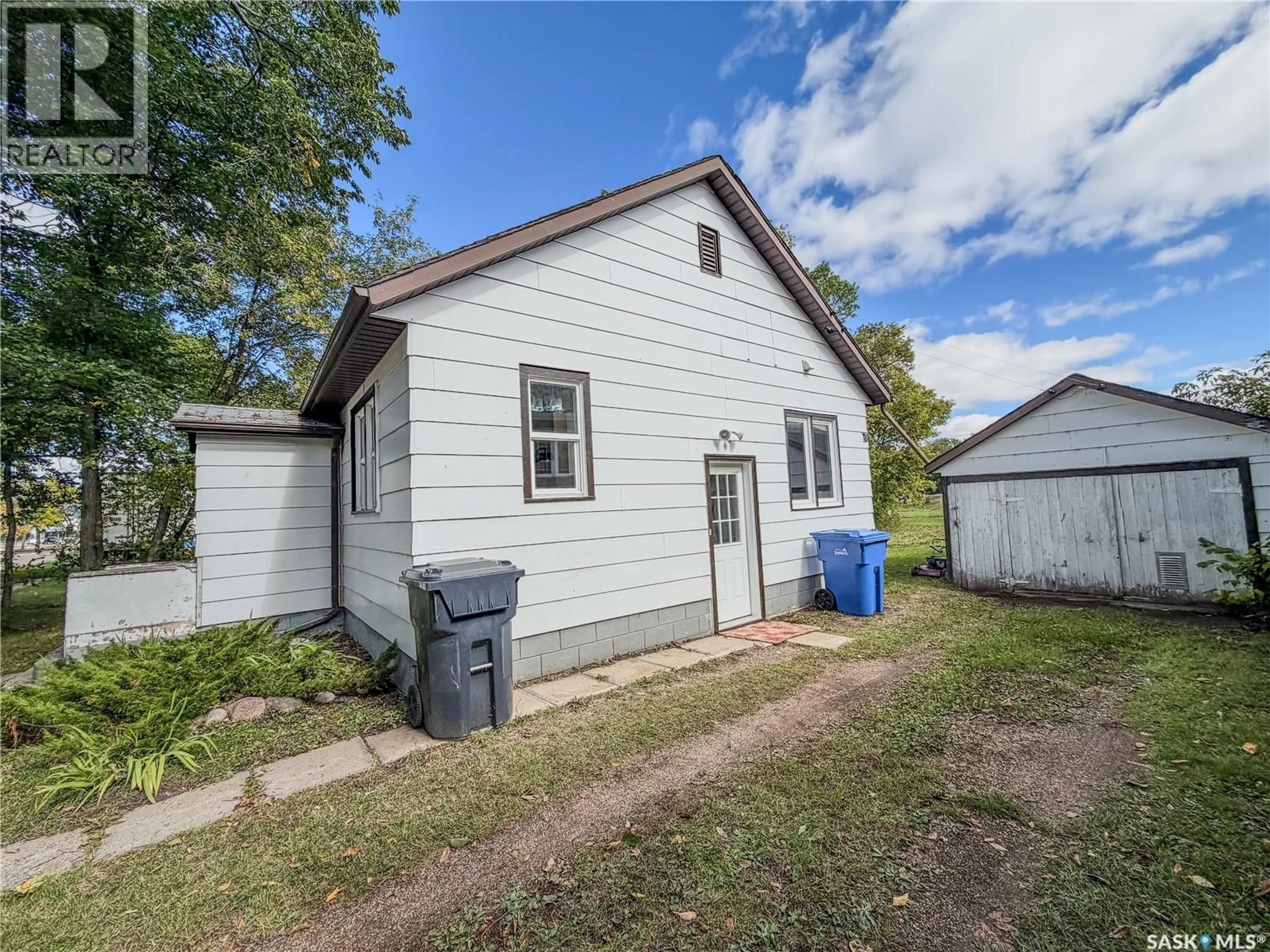 Shed for 31 LAURIER AVENUE, Yorkton Saskatchewan S3N1T7