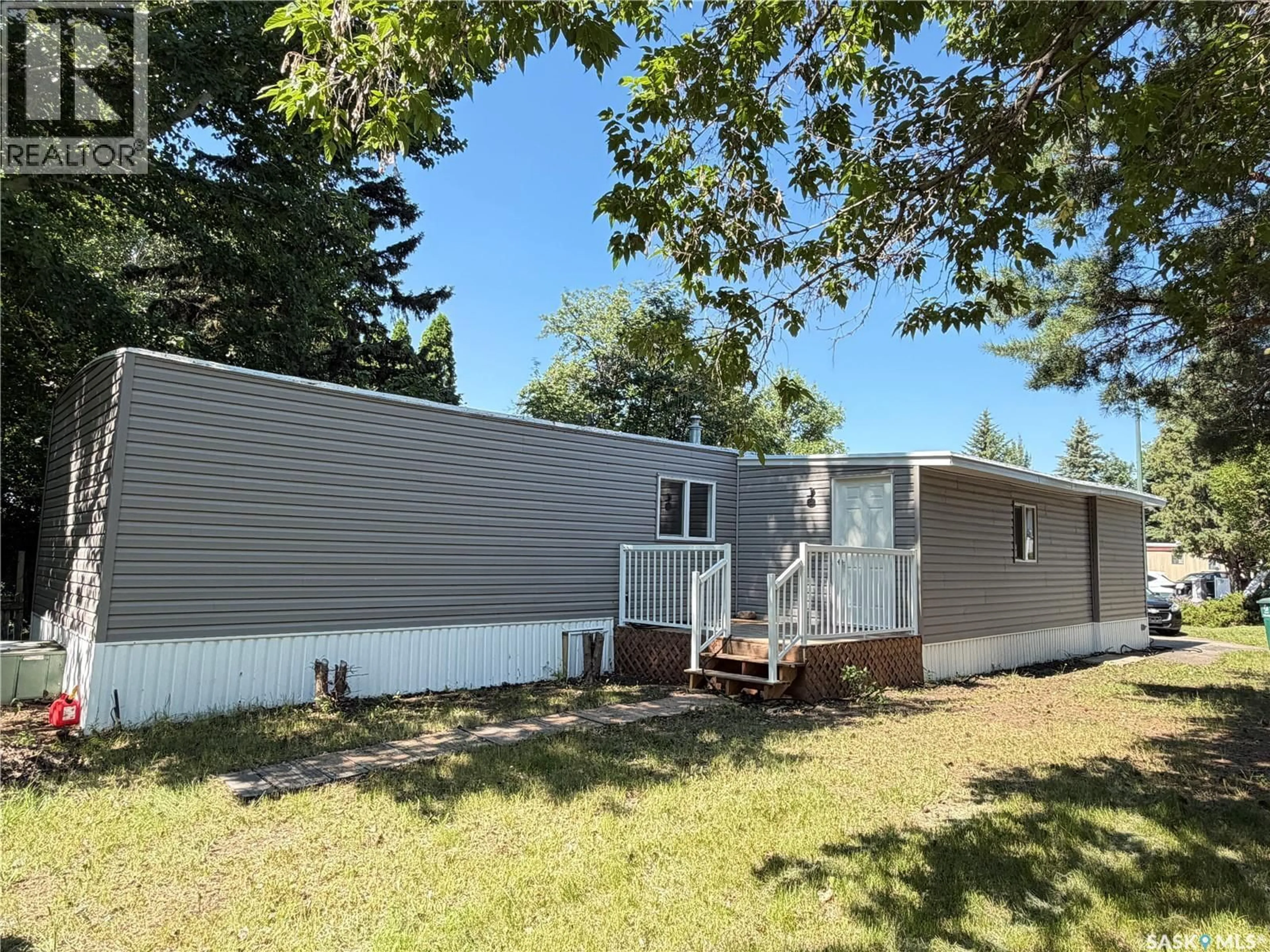 Home with vinyl exterior material, unknown for 1035 - 60 BOYCHUK DRIVE, Saskatoon Saskatchewan S7H5B2