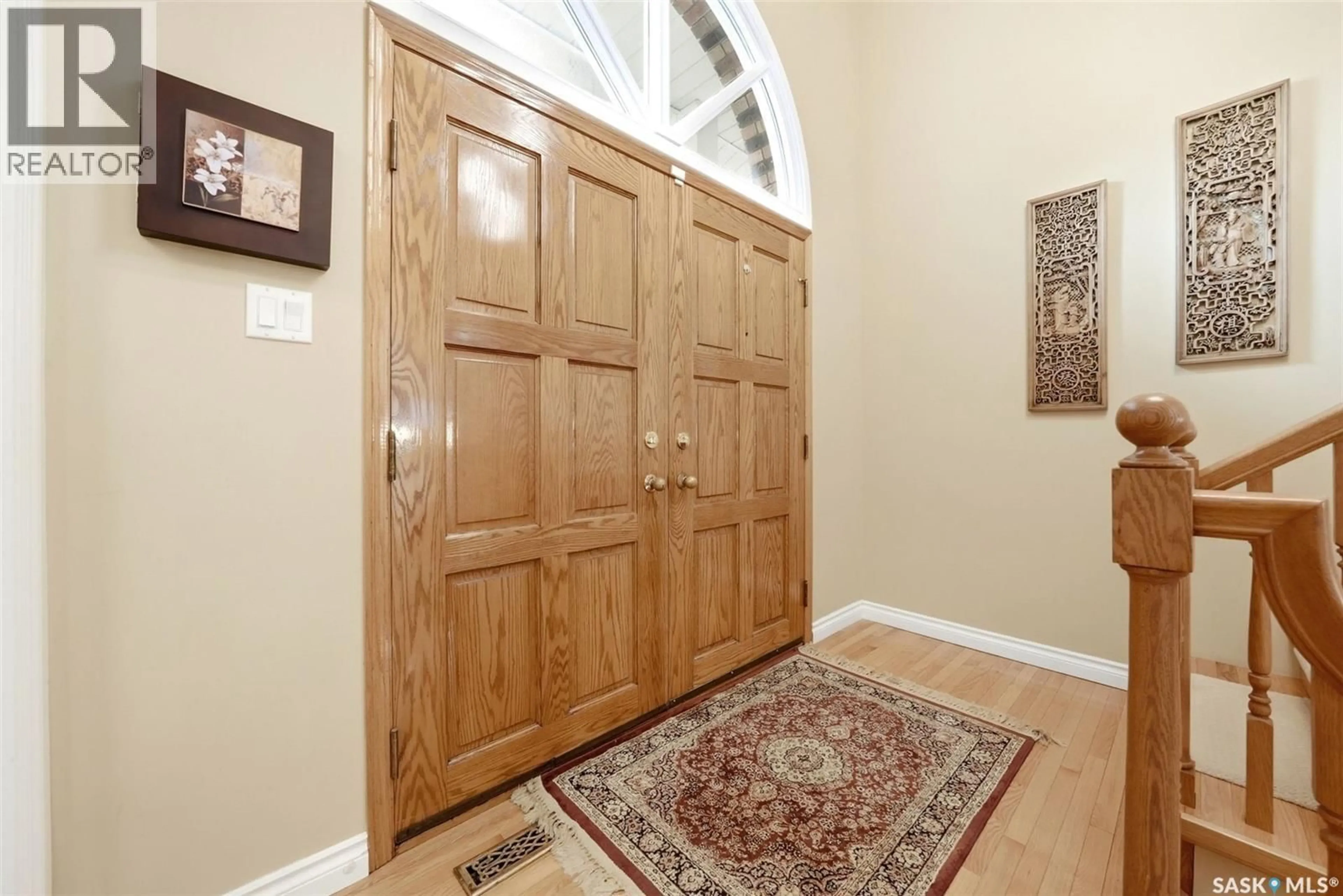 Indoor entryway for 66 LESLIE PLACE, Regina Saskatchewan S4S6R2