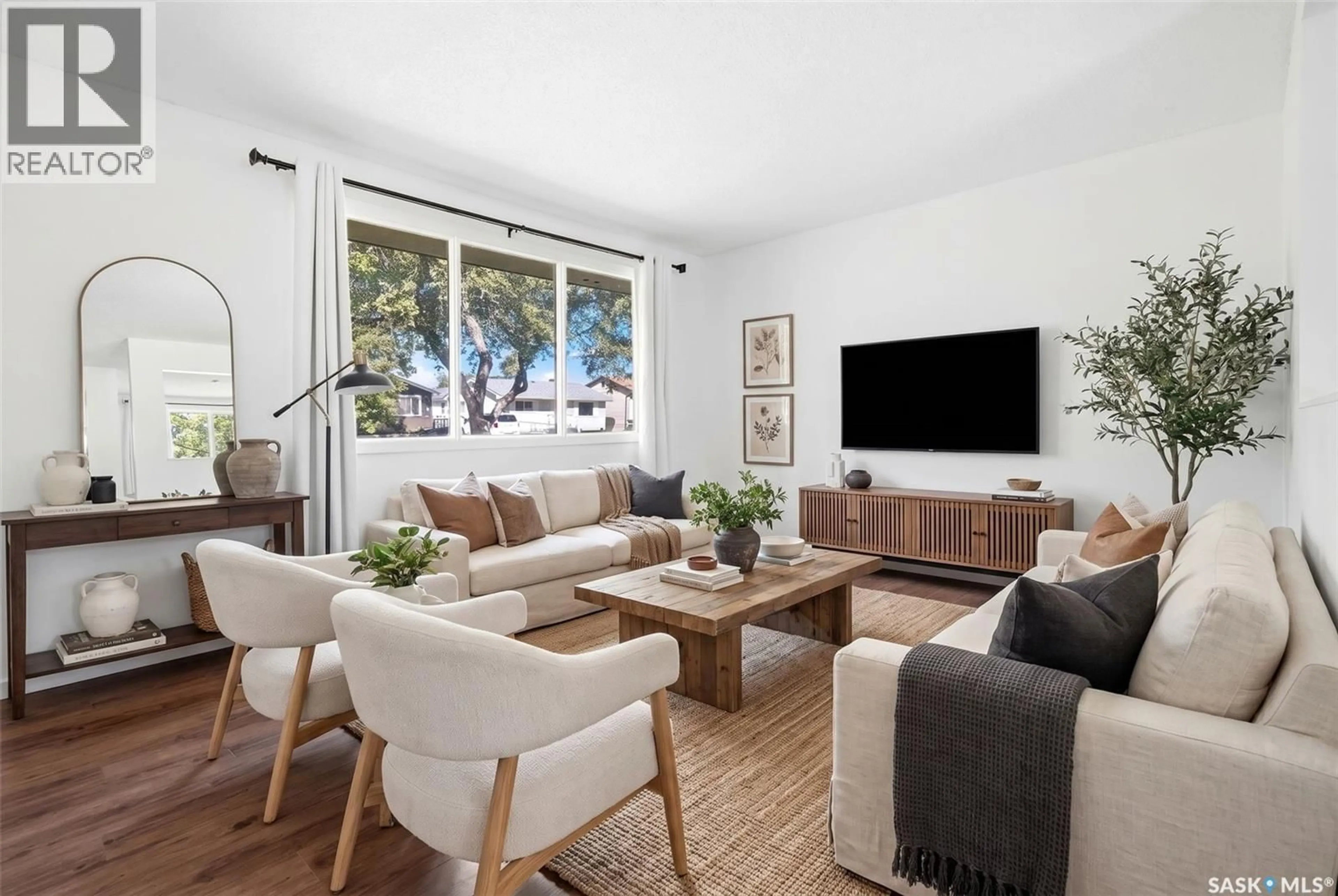 Living room with furniture, unknown for 187 READ AVENUE, Regina Saskatchewan S4T6R3