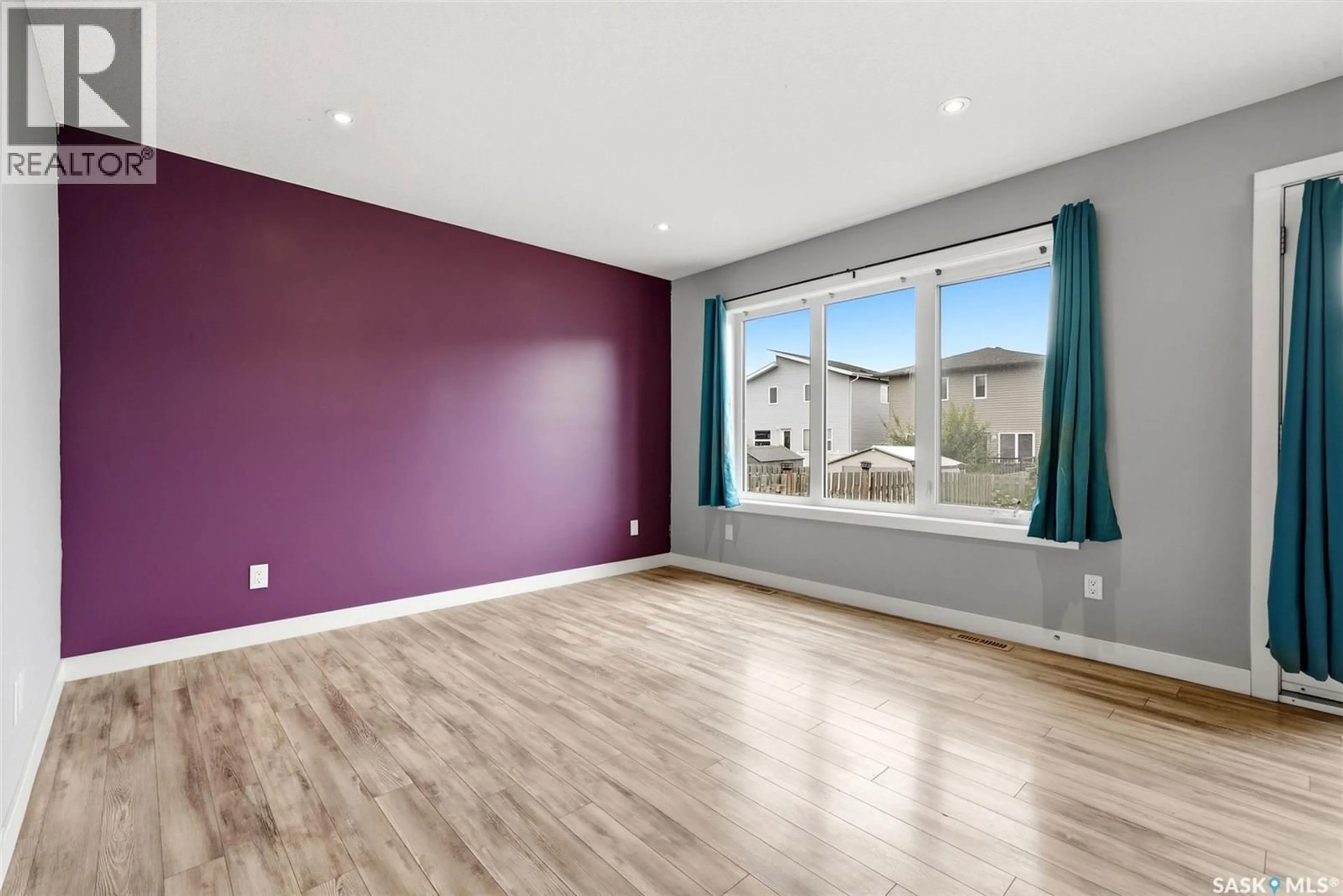 A pic of a room for 2817 ELGAARD DRIVE, Regina Saskatchewan S4X0M4