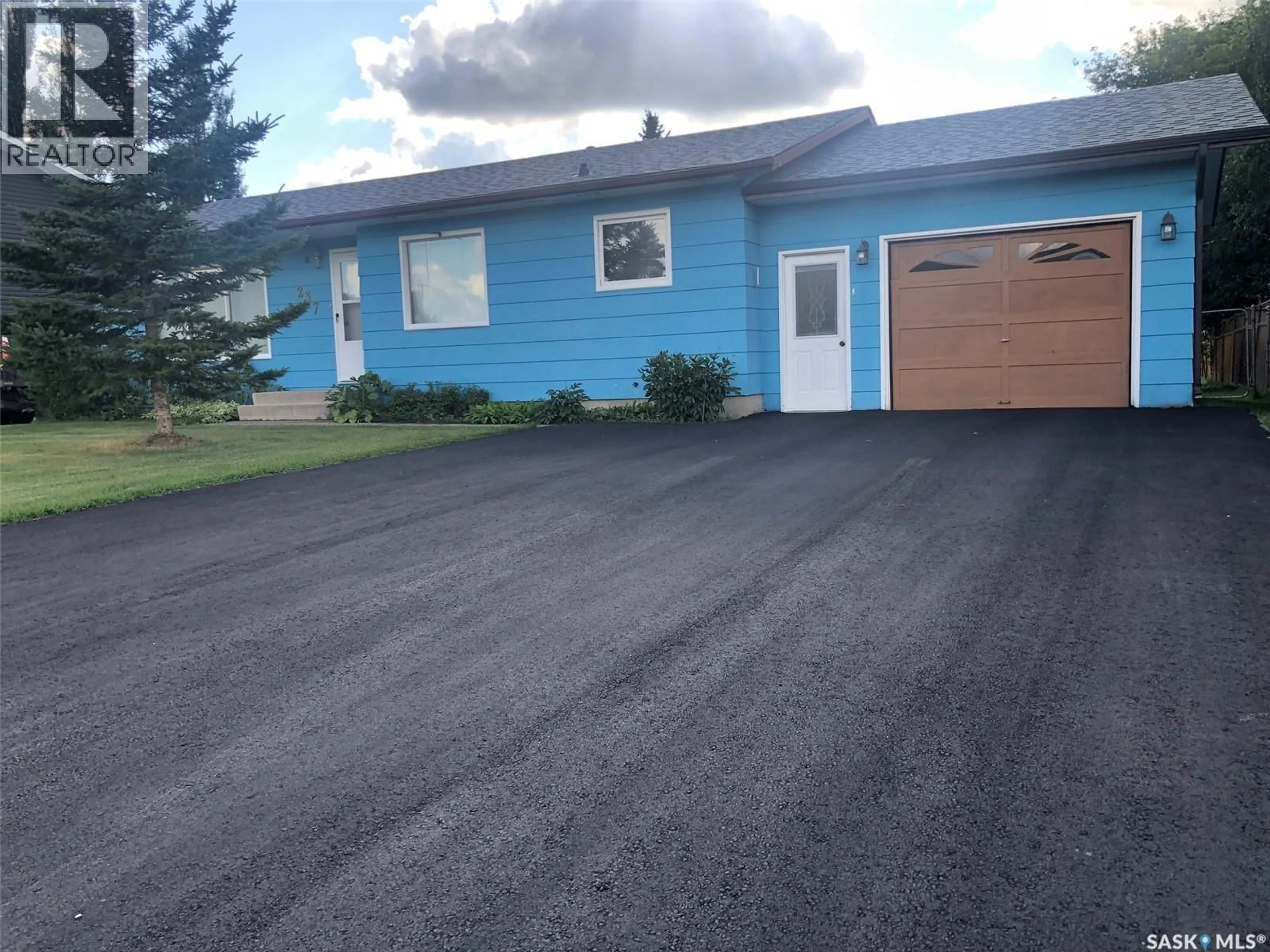 Unknown for 237 FOURTH STREET, Preeceville Saskatchewan S0A3B0