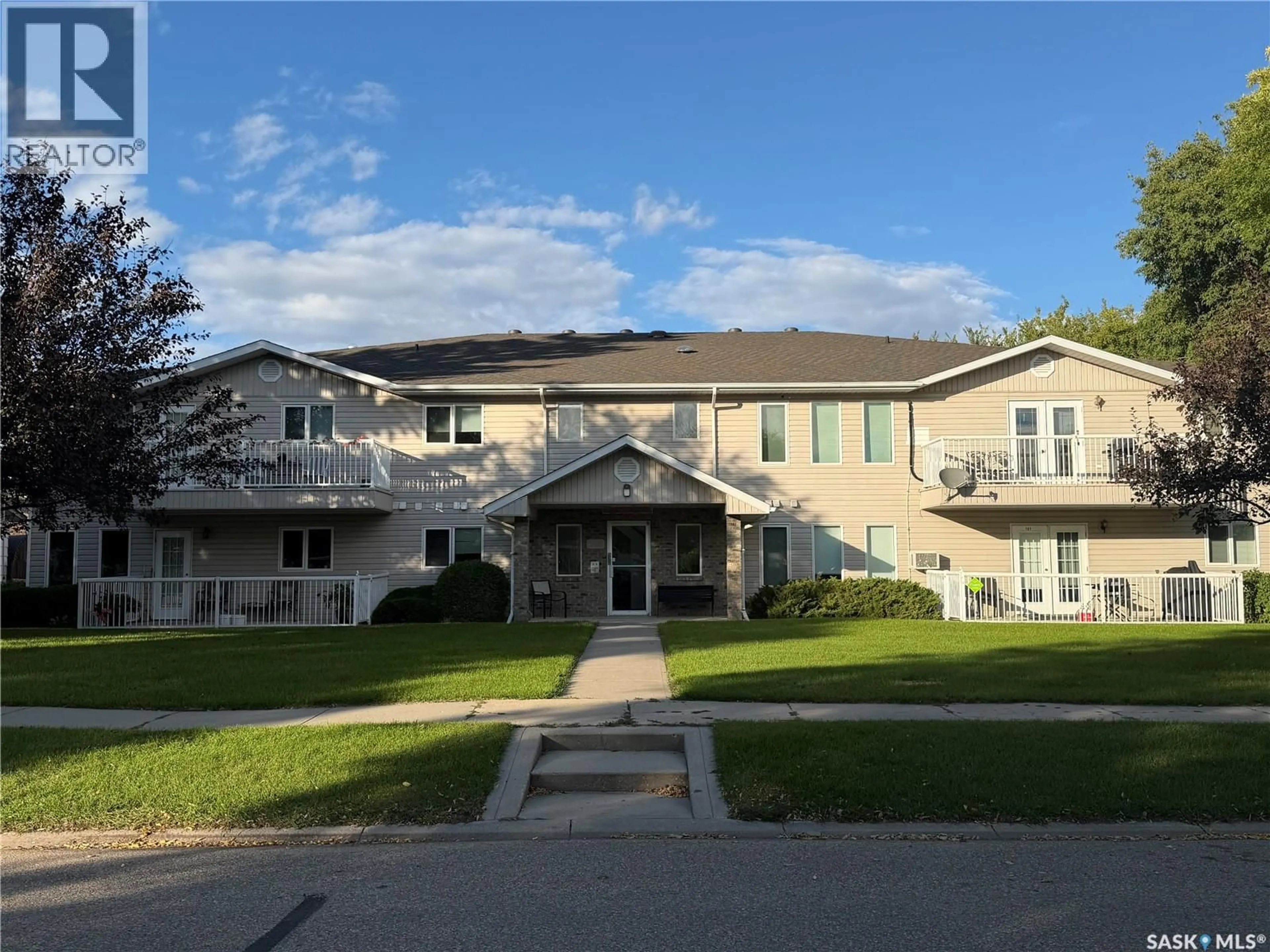 Unknown for 203 - 304 3RD AVENUE, Watrous Saskatchewan S0K4T0