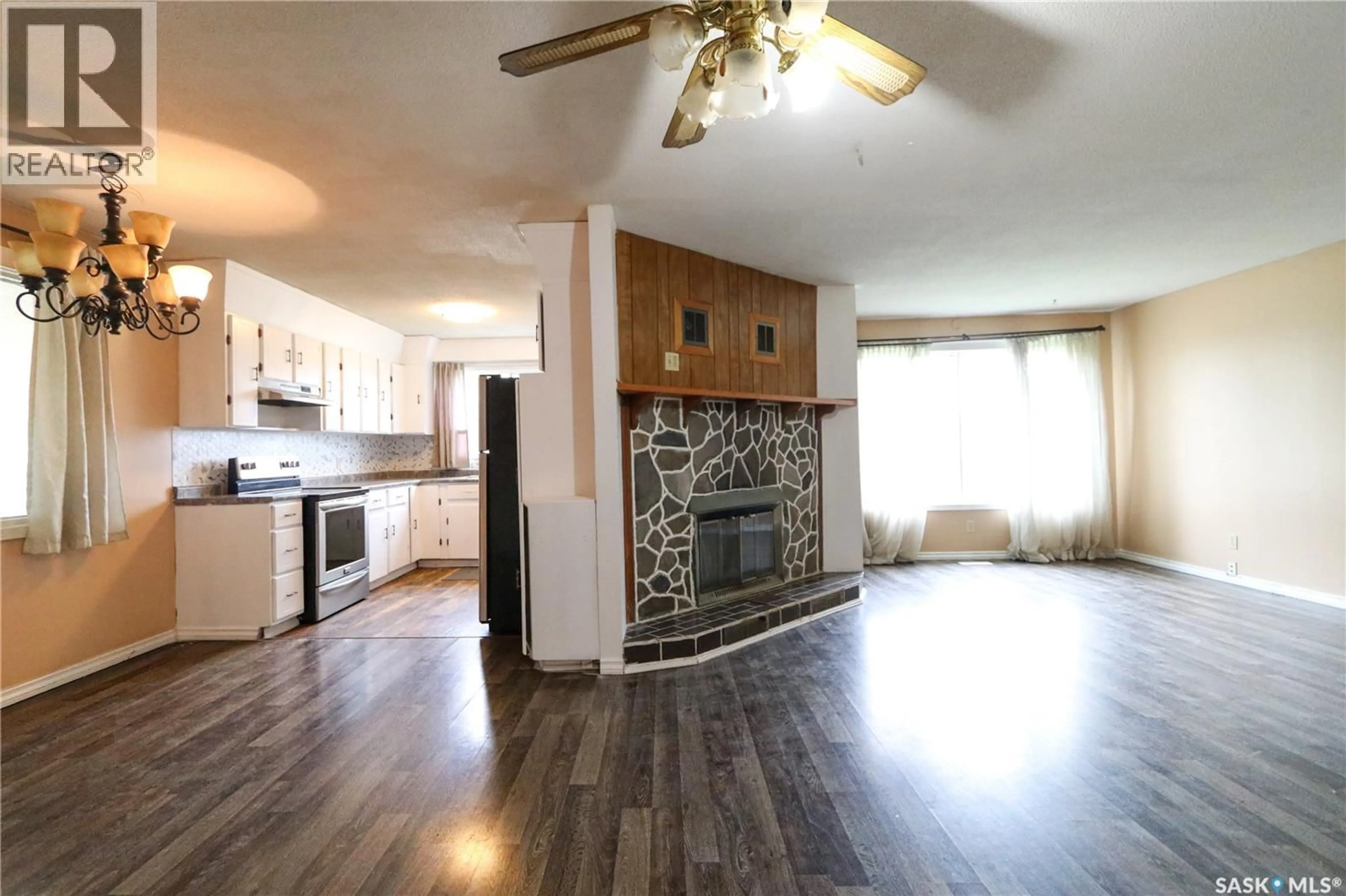 Unknown for 32 CLARKE AVENUE, Yorkton Saskatchewan S3N3X5