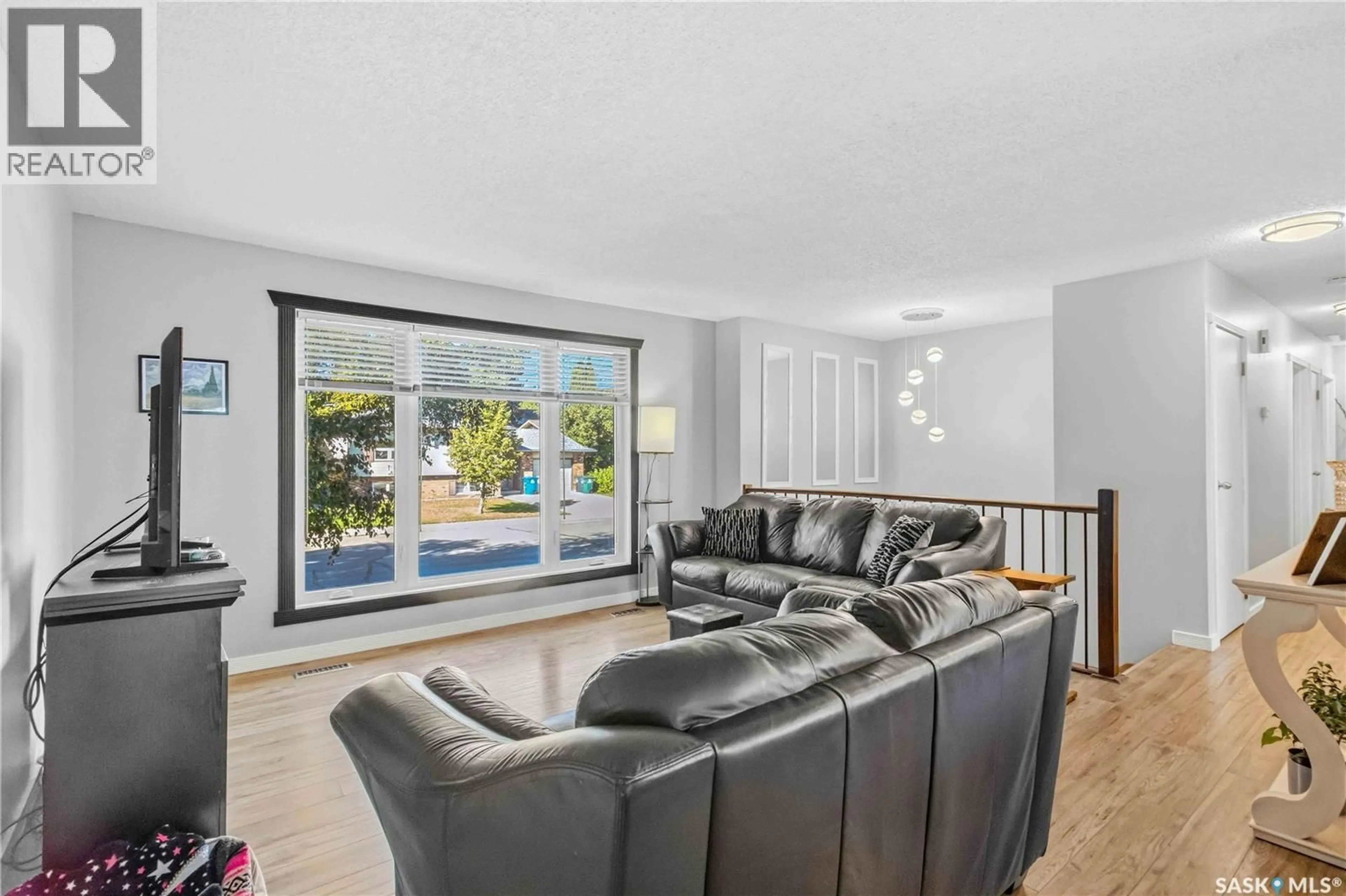 Living room with furniture, unknown for 430 BALL WAY, Saskatoon Saskatchewan S7K6E7