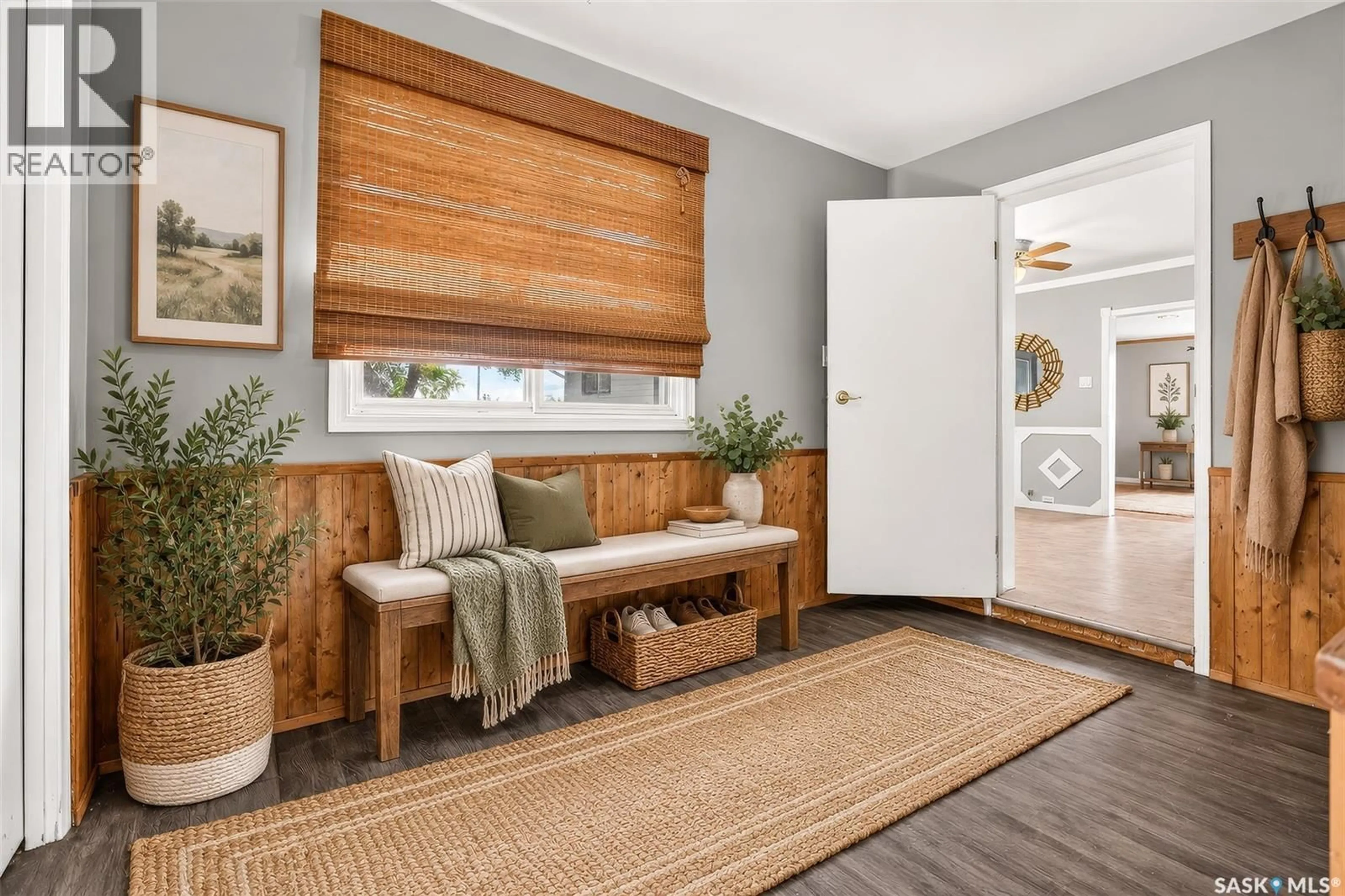 Indoor entryway for RICHTER ACREAGE, Redburn Rm No. 130 Saskatchewan S0G4H0
