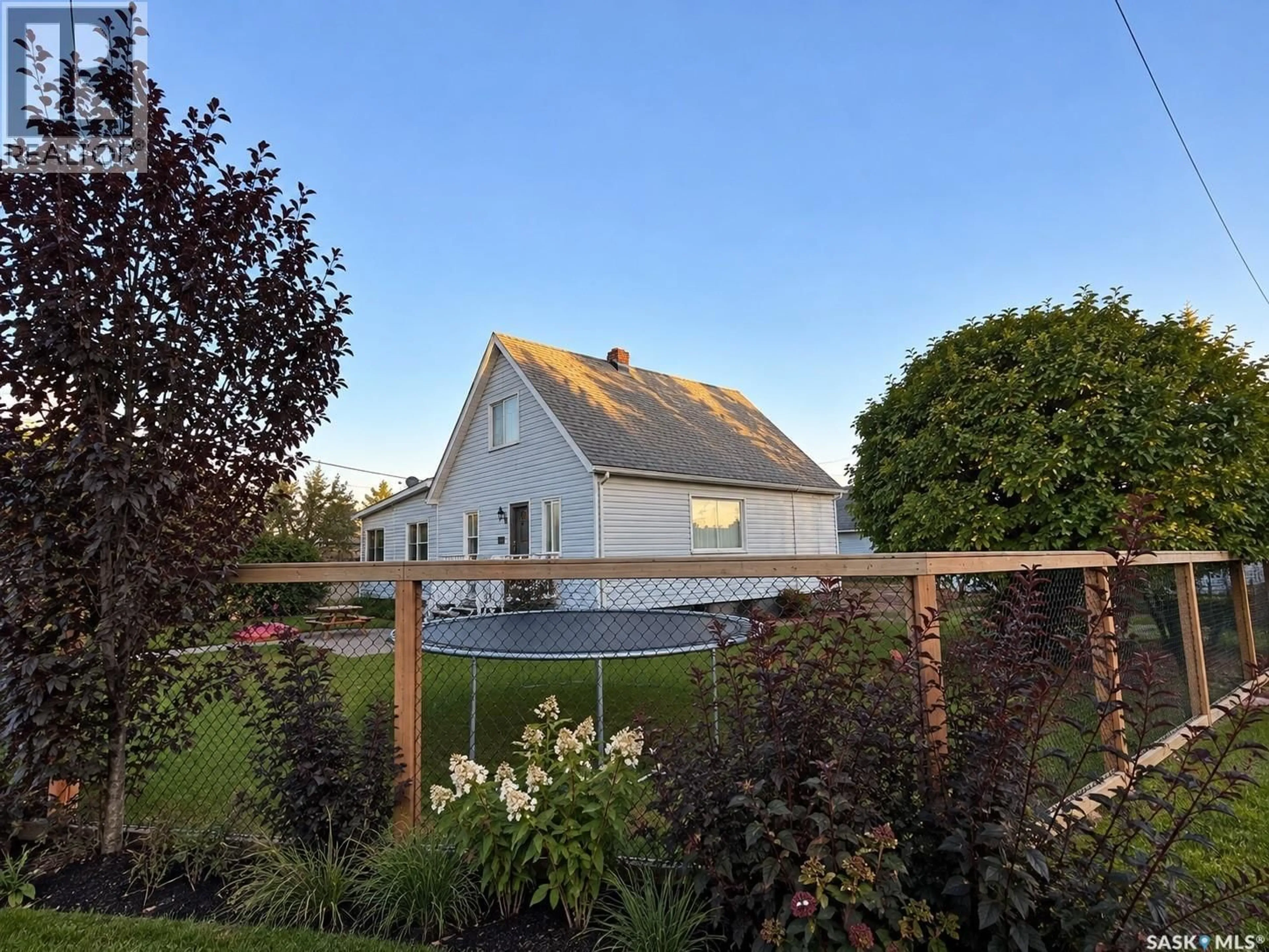A pic from outside/outdoor area/front of a property/back of a property/a pic from drone, unknown for 404 ESAU STREET, Meadow Lake Saskatchewan S9X1A4