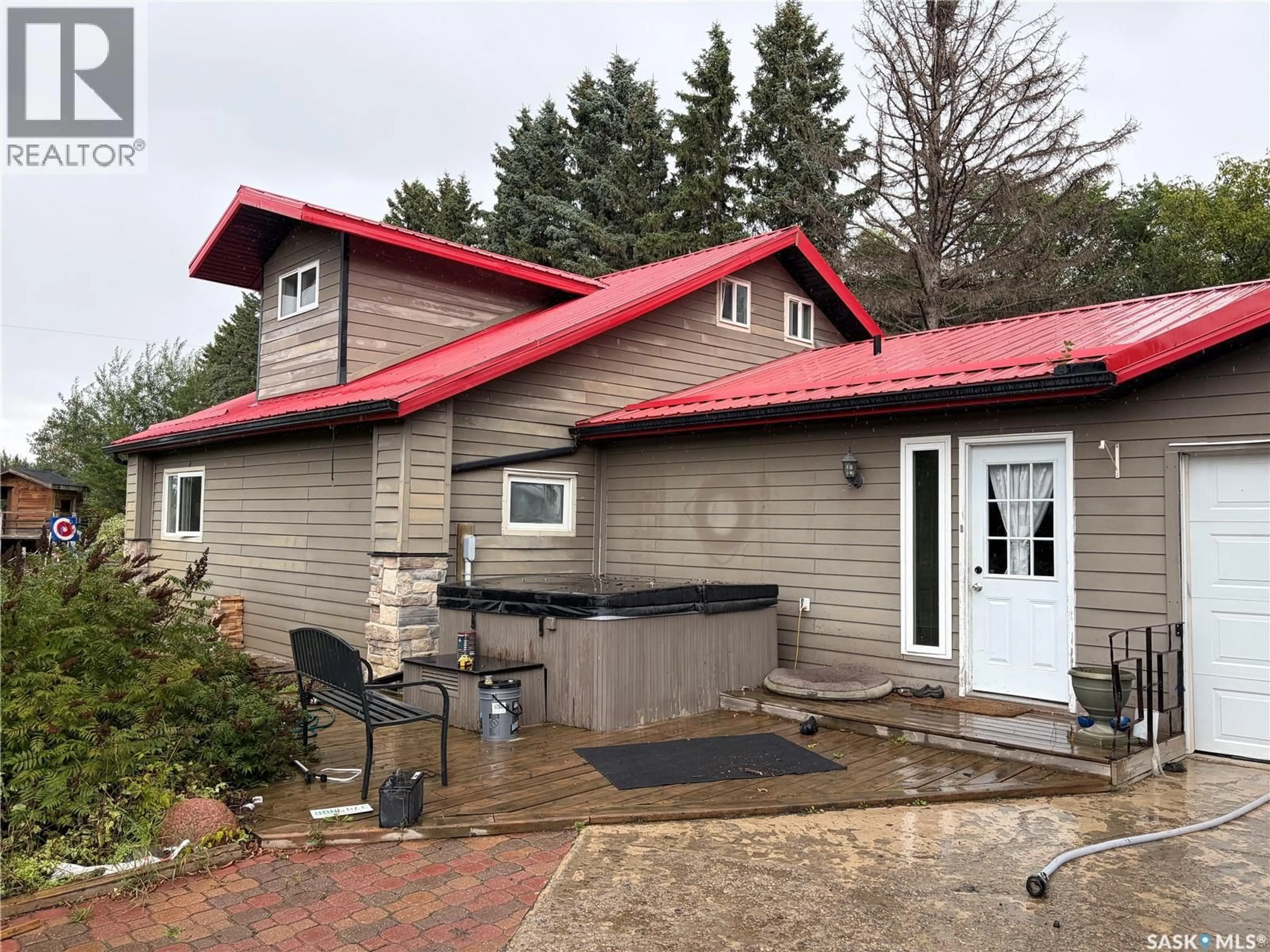 Home with vinyl exterior material, building for MARGO ACREAGE, Sasman Rm No. 336 Saskatchewan S0A1A0