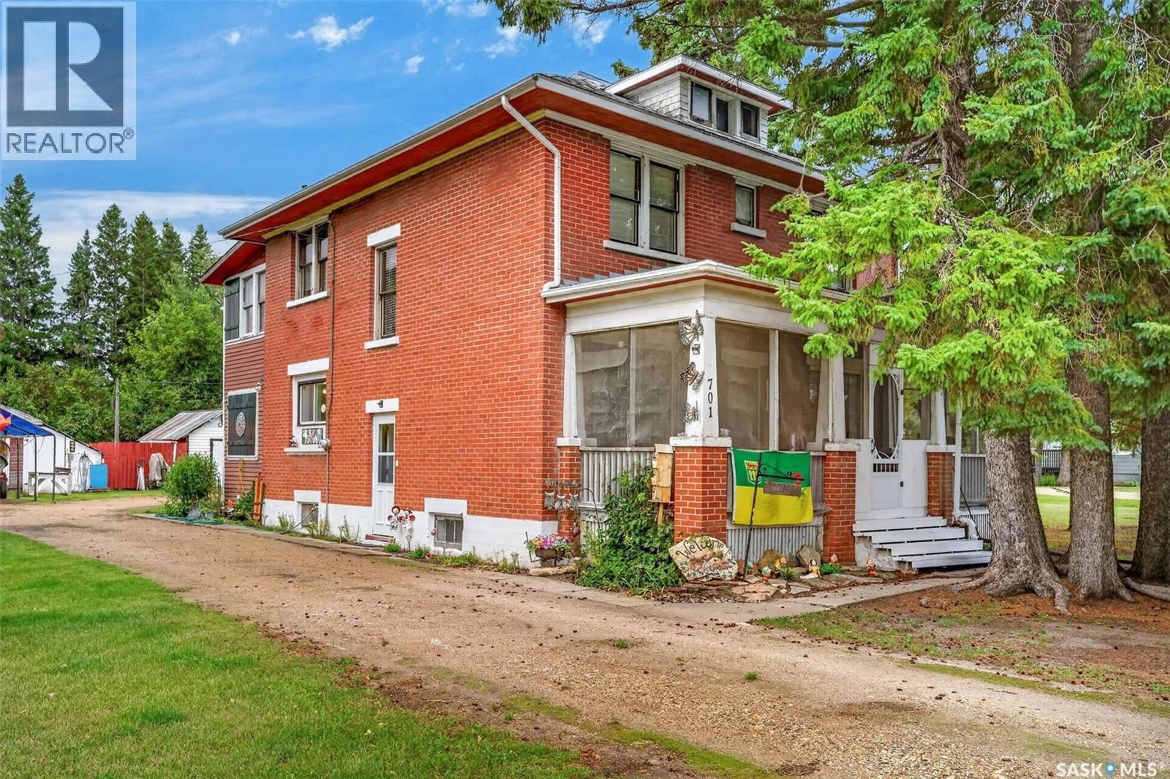 Home with brick exterior material, street for 701 2ND AVENUE, Star City Saskatchewan S0E1P0