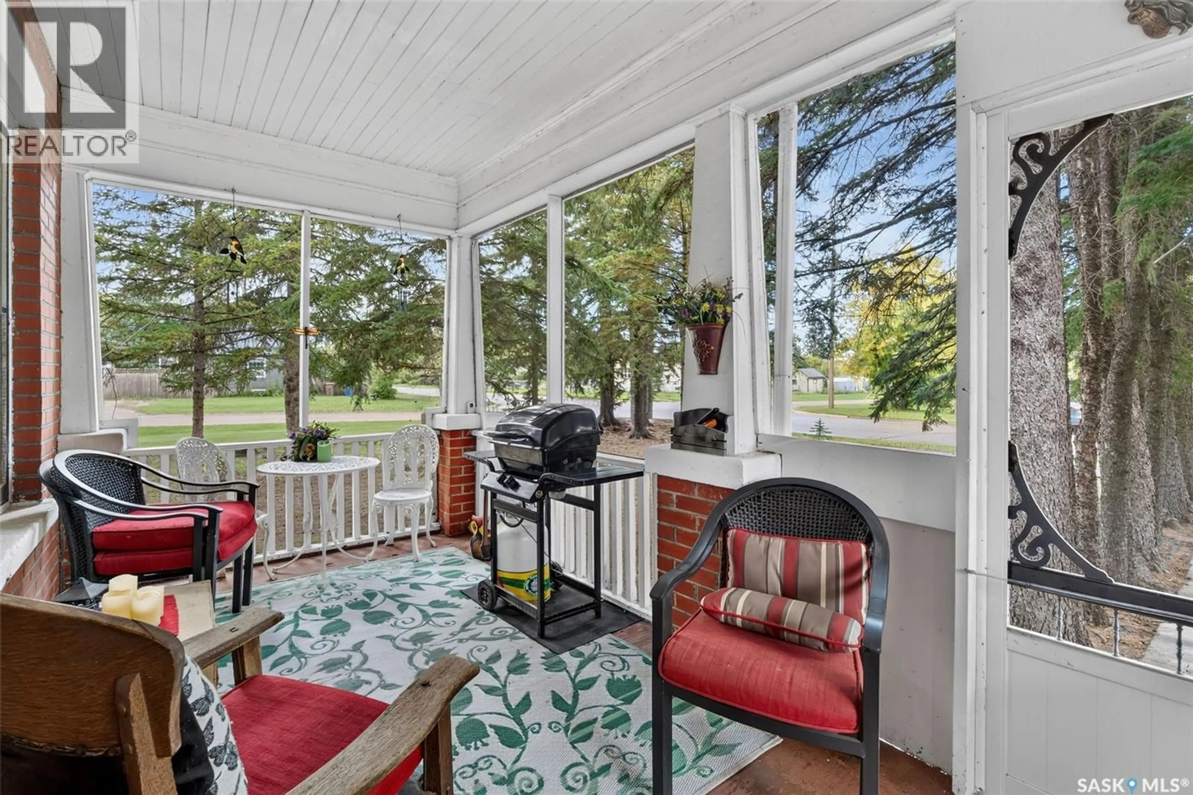 Patio, water/lake/river/ocean view for 701 2ND AVENUE, Star City Saskatchewan S0E1P0