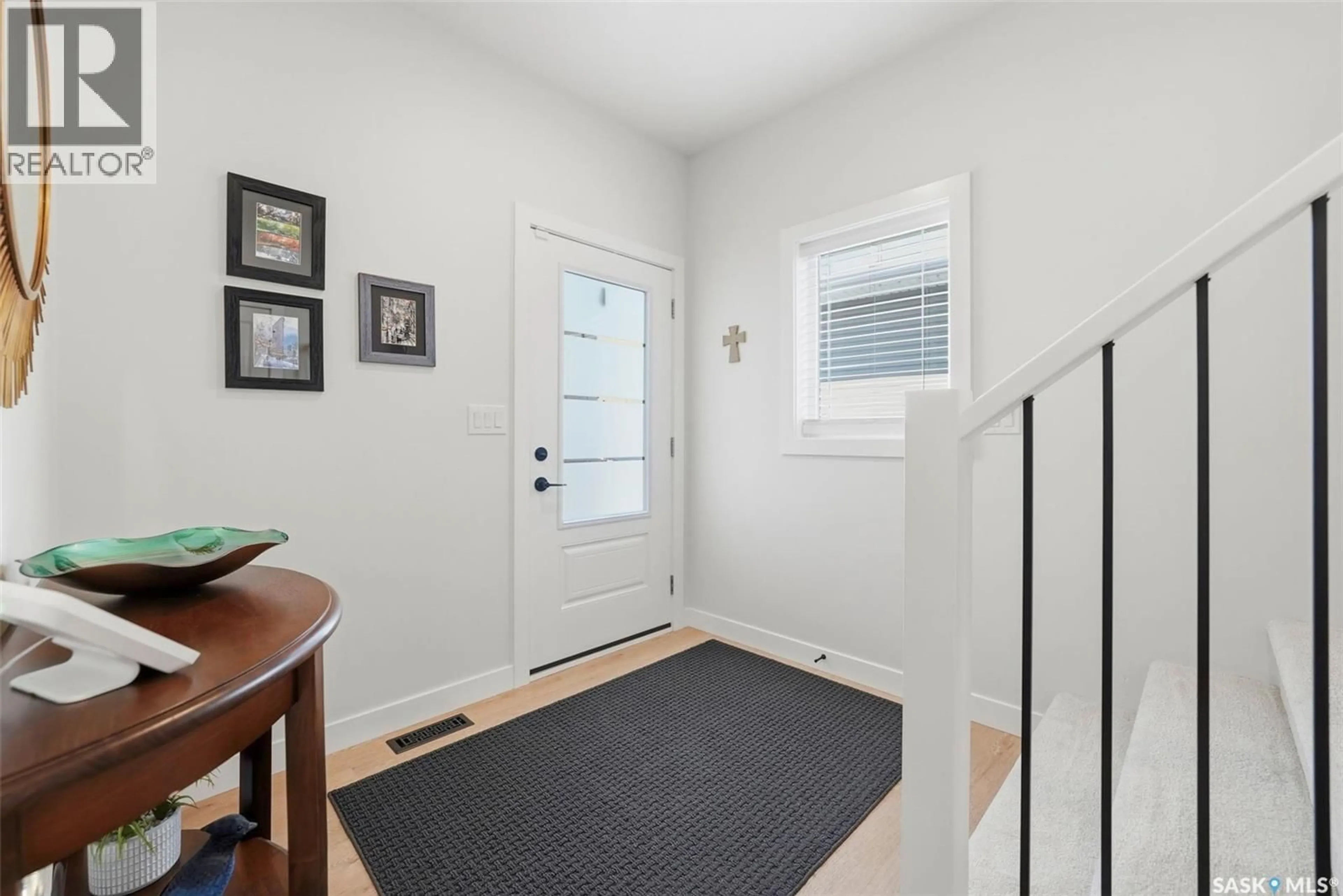 Indoor entryway for 247 PRASAD MANOR, Saskatoon Saskatchewan S7V1L5