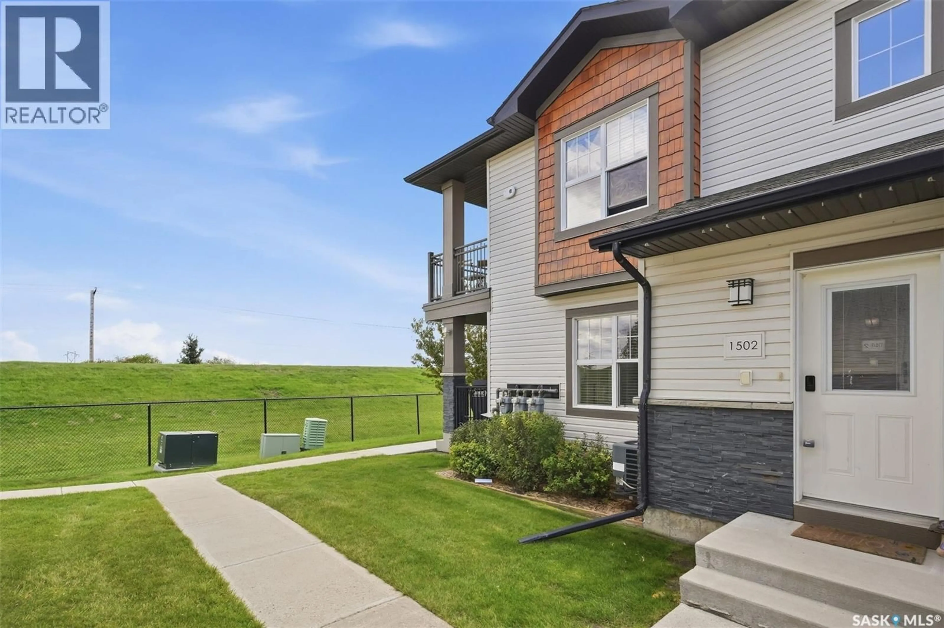 Unknown for 1015 - 1502 PATRICK CRESCENT, Saskatoon Saskatchewan S7W0M6