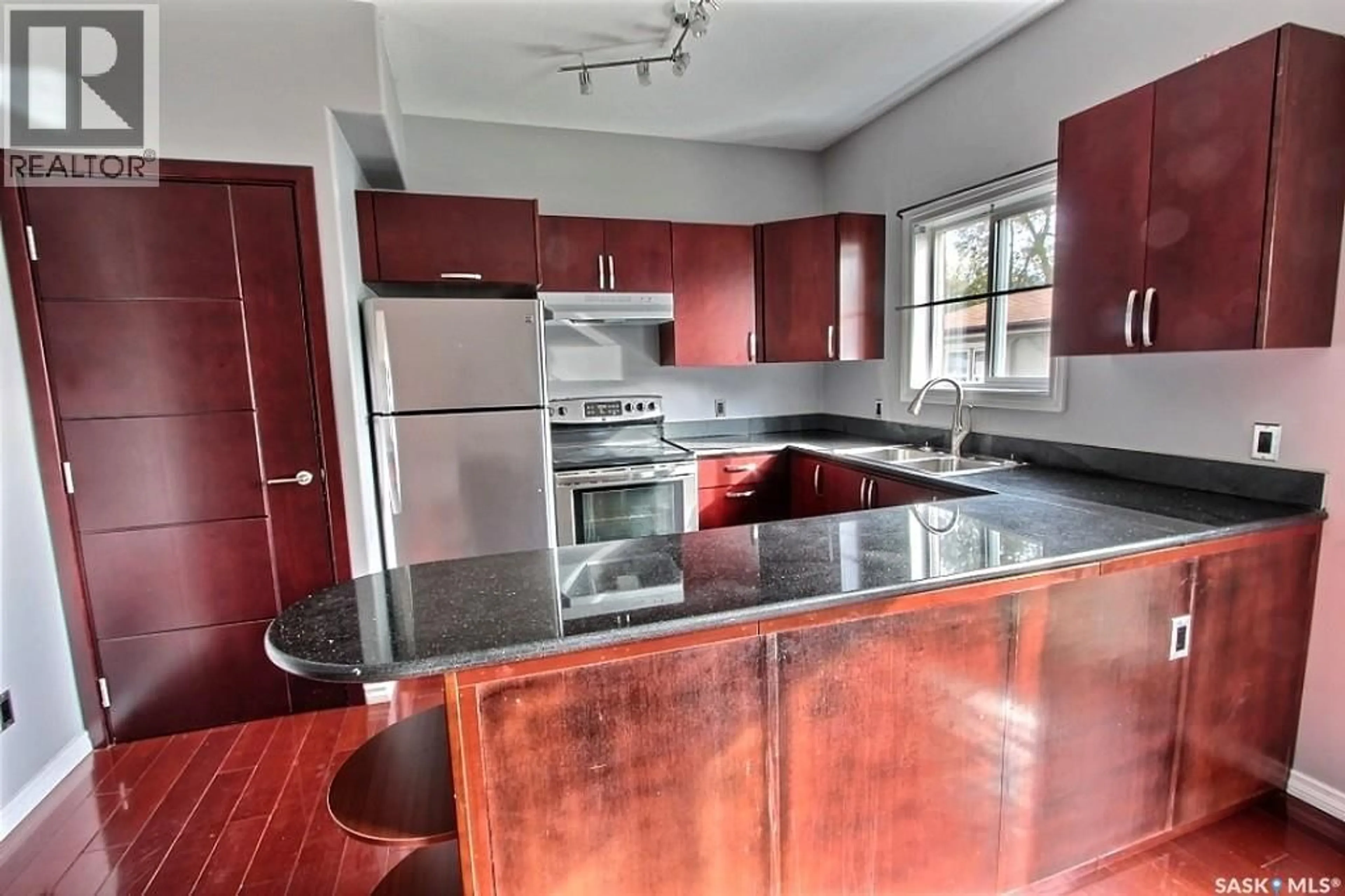 Standard kitchen, unknown for 201 10TH STREET, Prince Albert Saskatchewan S6V0Y8