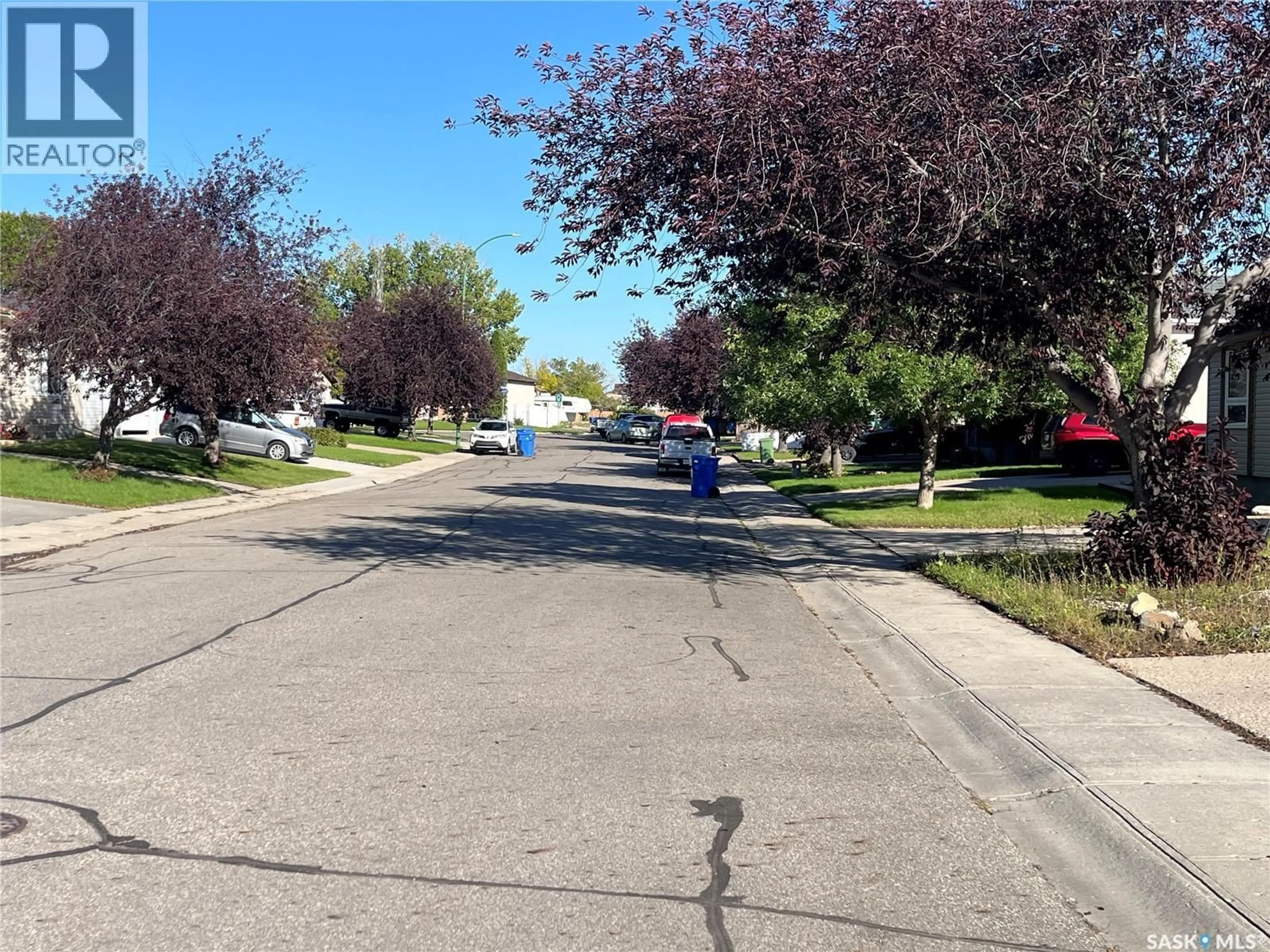 Unknown for 1055 KENDERDINE DRIVE, Regina Saskatchewan S4X4H5