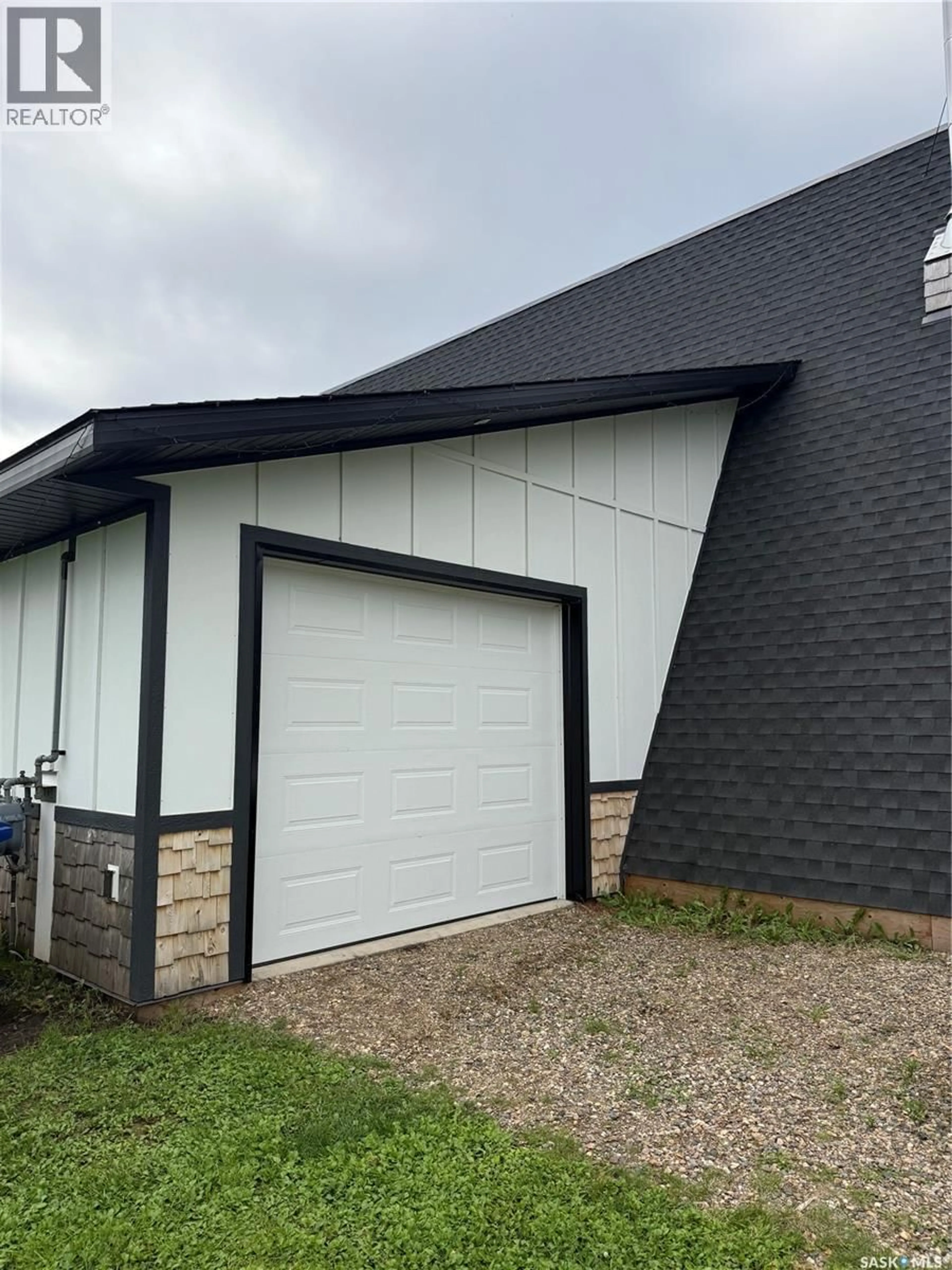 Indoor garage for 50 MAIN STREET, Carrot River Saskatchewan S0E0L0
