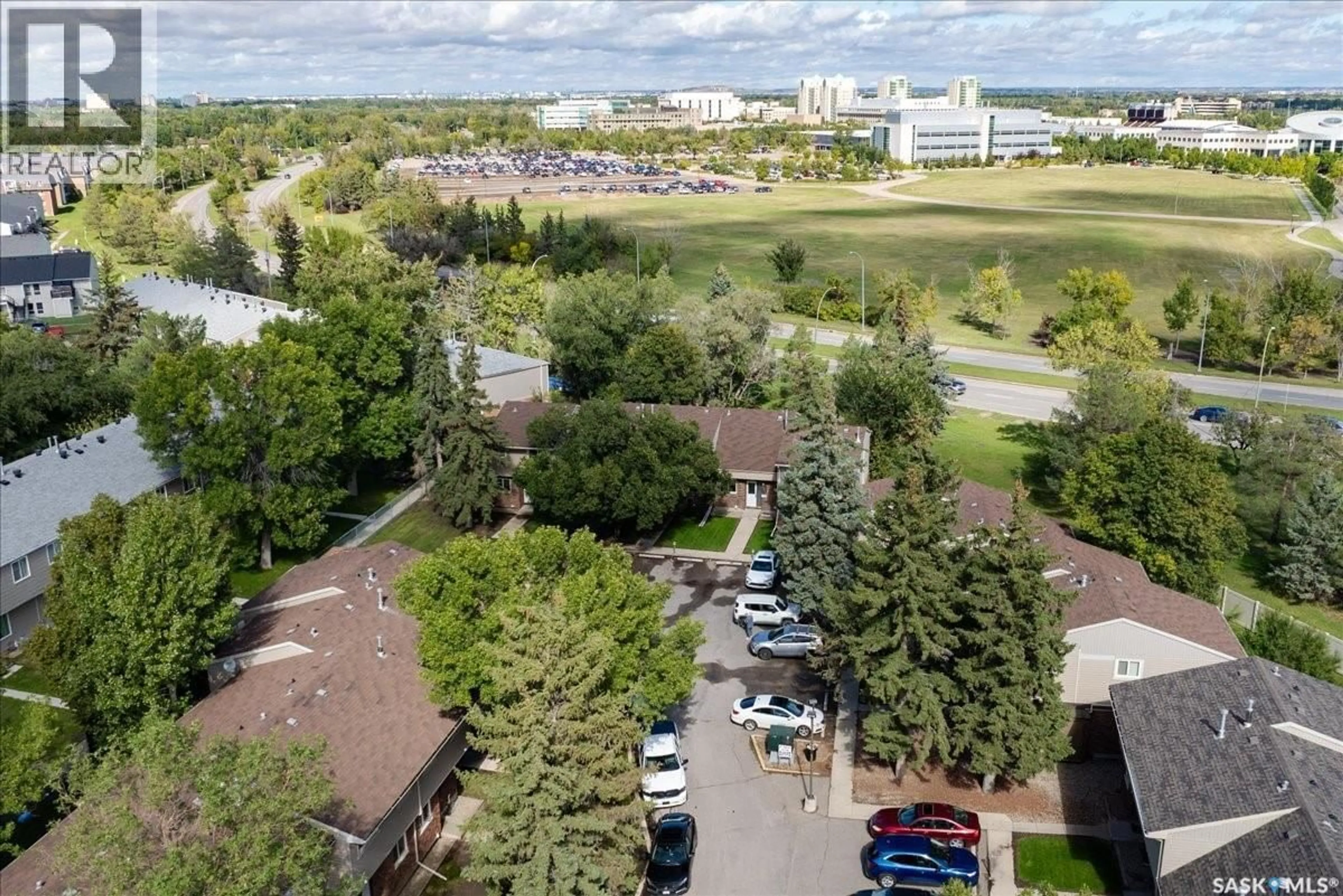 A pic from outside/outdoor area/front of a property/back of a property/a pic from drone, unknown for 3830 CASTLE ROAD, Regina Saskatchewan S4S6M7