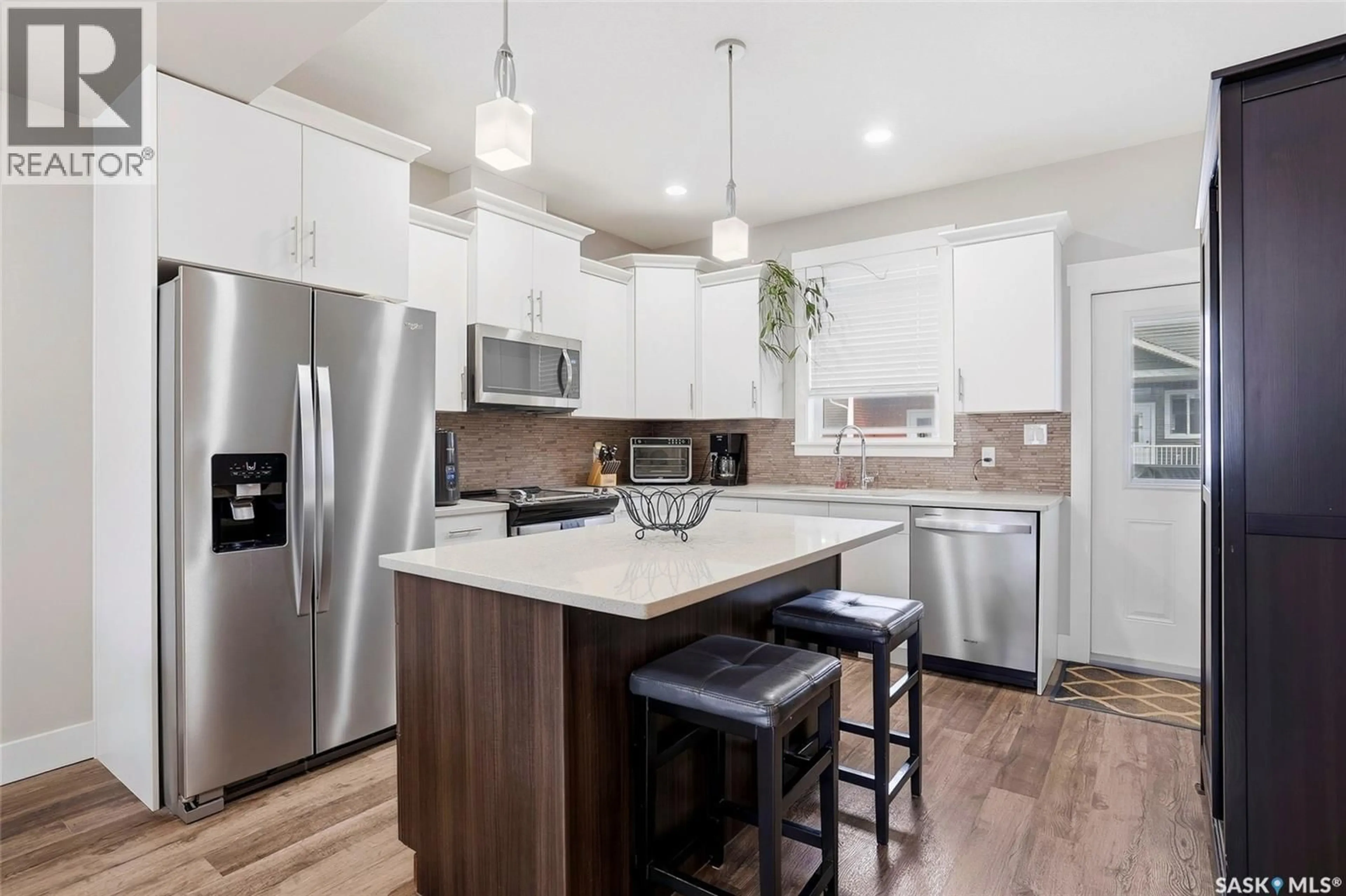 Open concept kitchen, unknown for W - 212 3220 11TH STREET, Saskatoon Saskatchewan S7M5M4