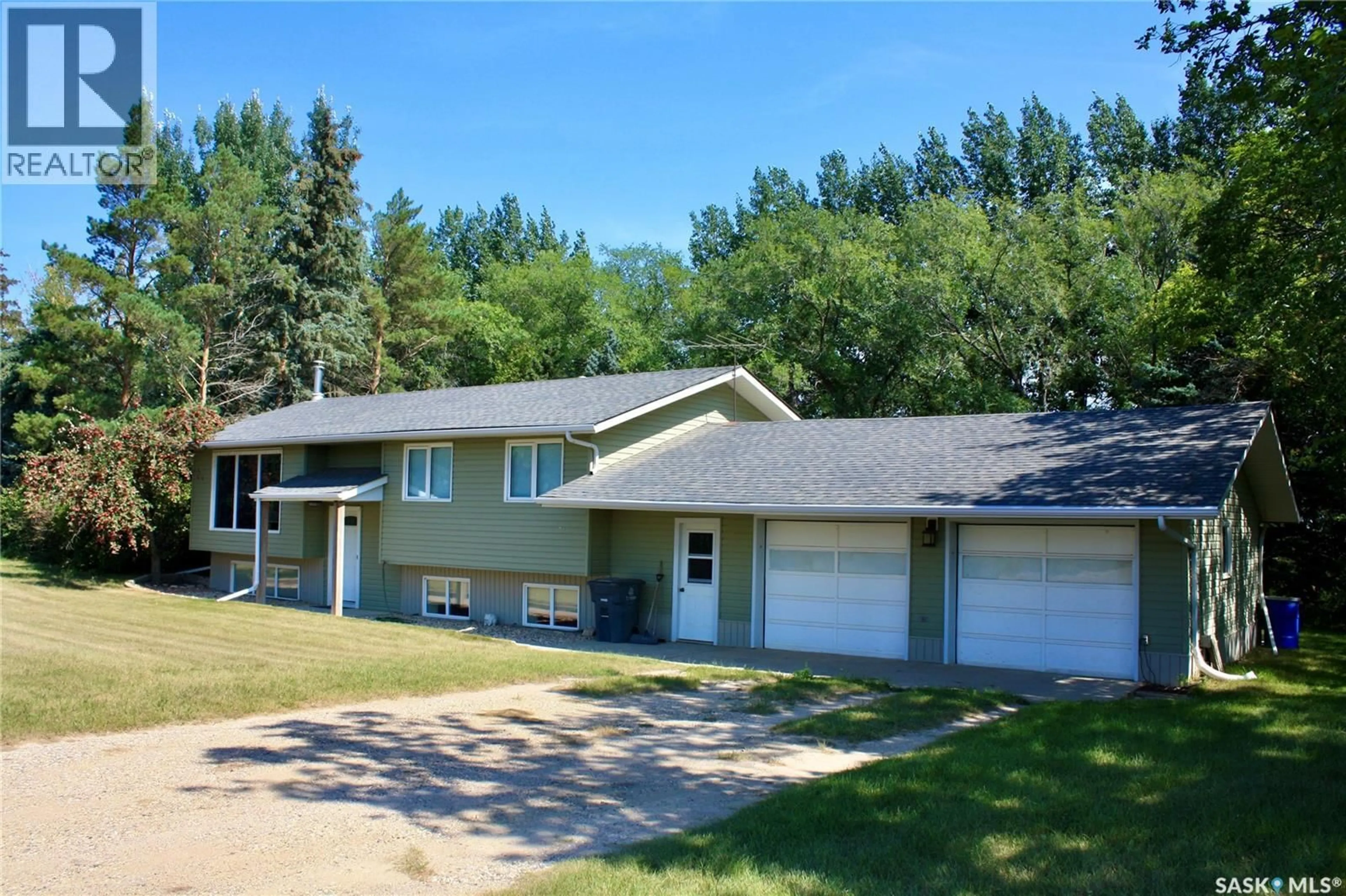 A pic from outside/outdoor area/front of a property/back of a property/a pic from drone, unknown for 80 ACRES ROAD, Blucher Rm No. 343 Saskatchewan S0K0Y0