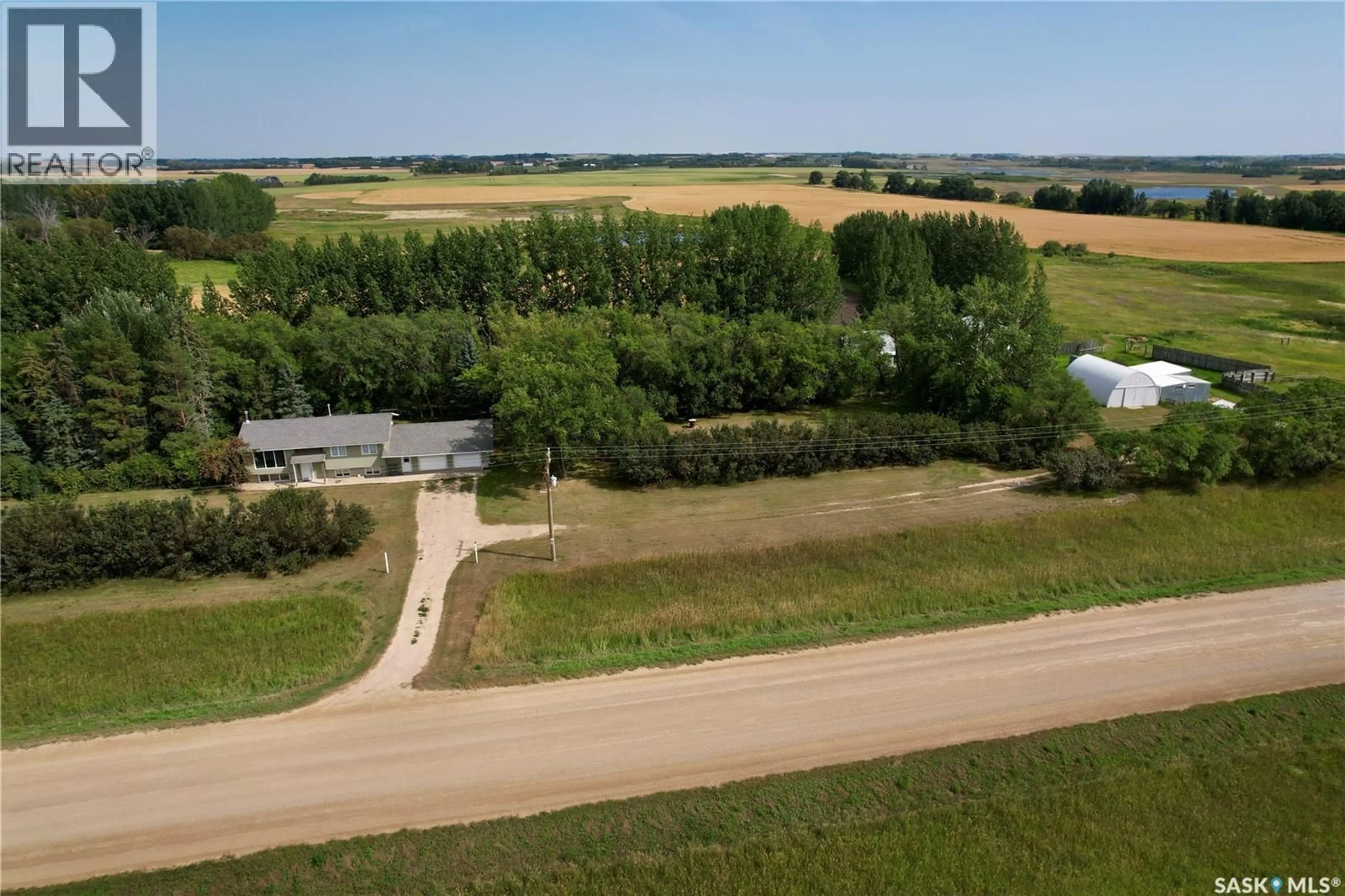 A pic from outside/outdoor area/front of a property/back of a property/a pic from drone, building for 80 ACRES ROAD, Blucher Rm No. 343 Saskatchewan S0K0Y0