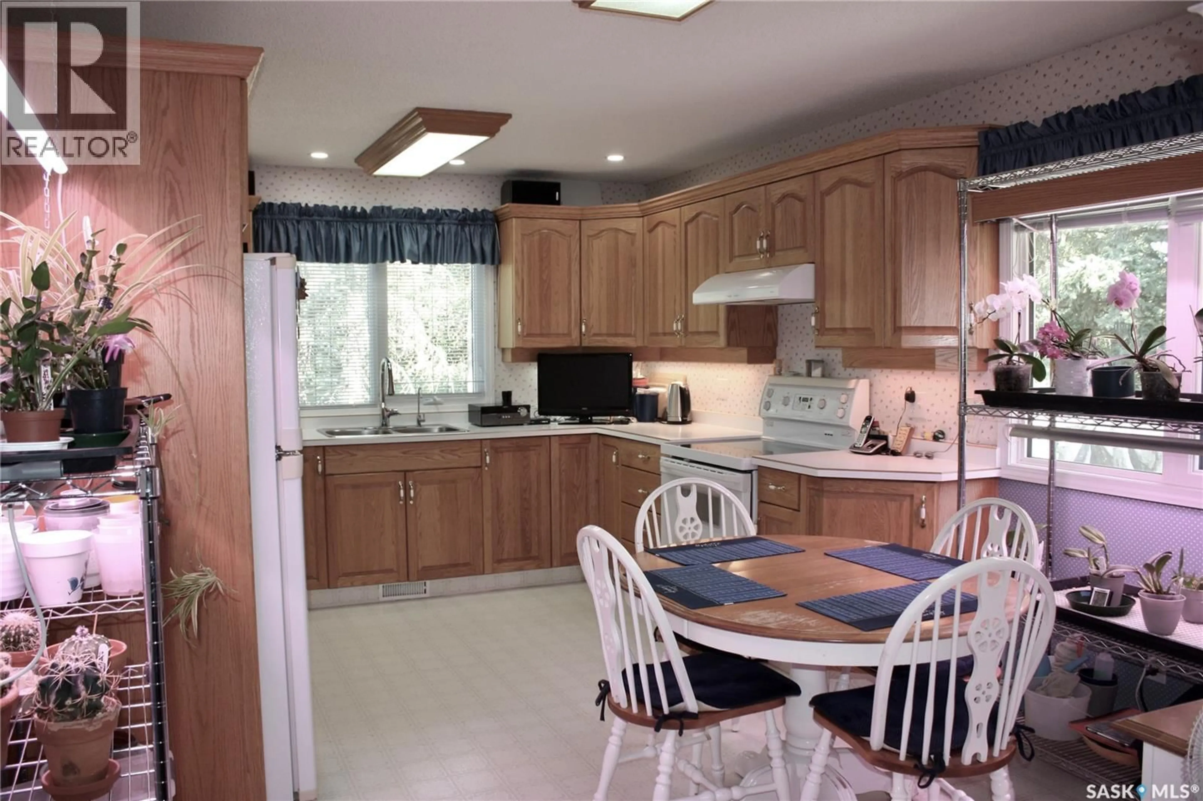 Standard kitchen, ceramic/tile floor for 80 ACRES ROAD, Blucher Rm No. 343 Saskatchewan S0K0Y0