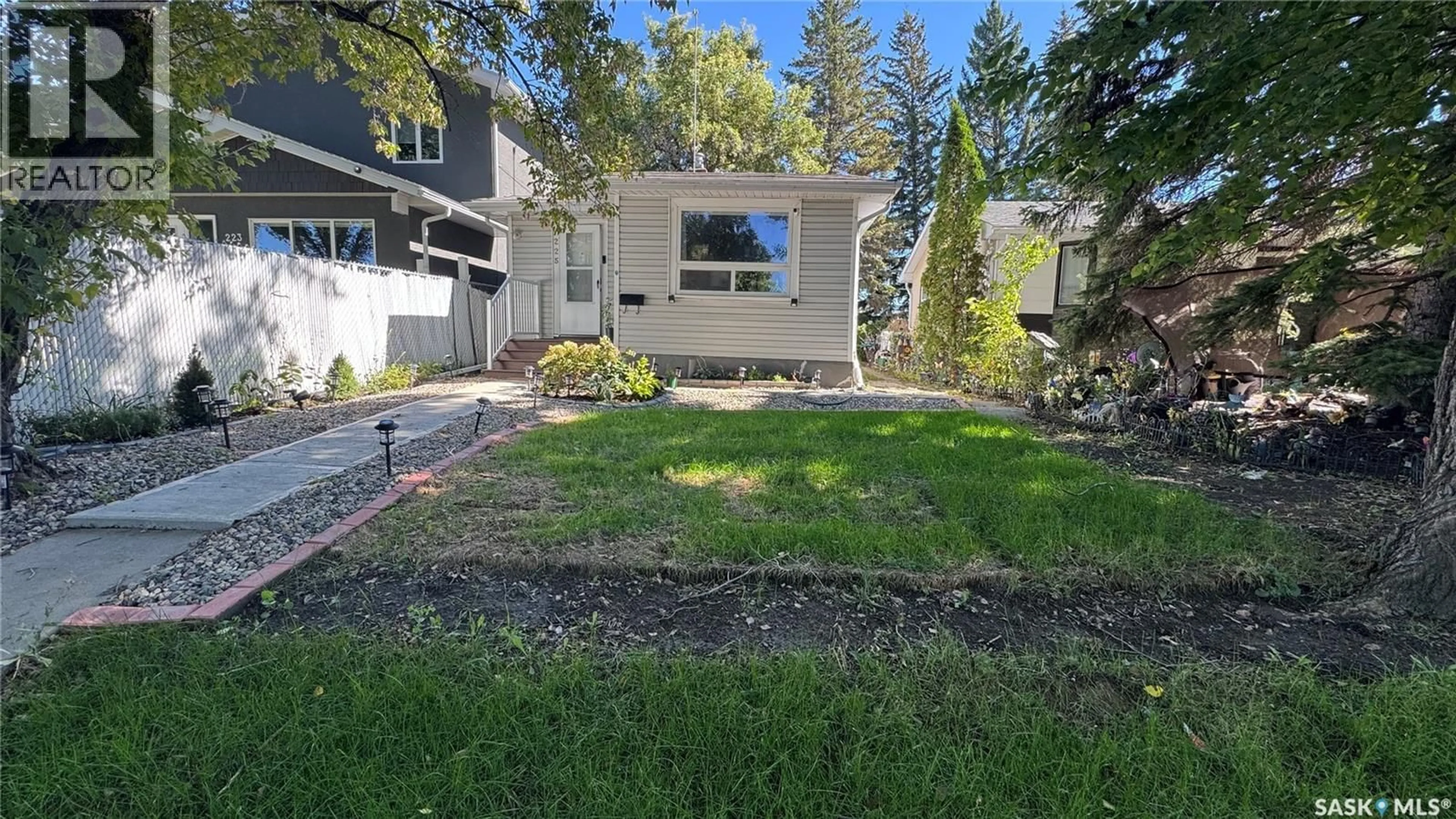 Unknown for 225 TORONTO STREET, Regina Saskatchewan S4R1M1