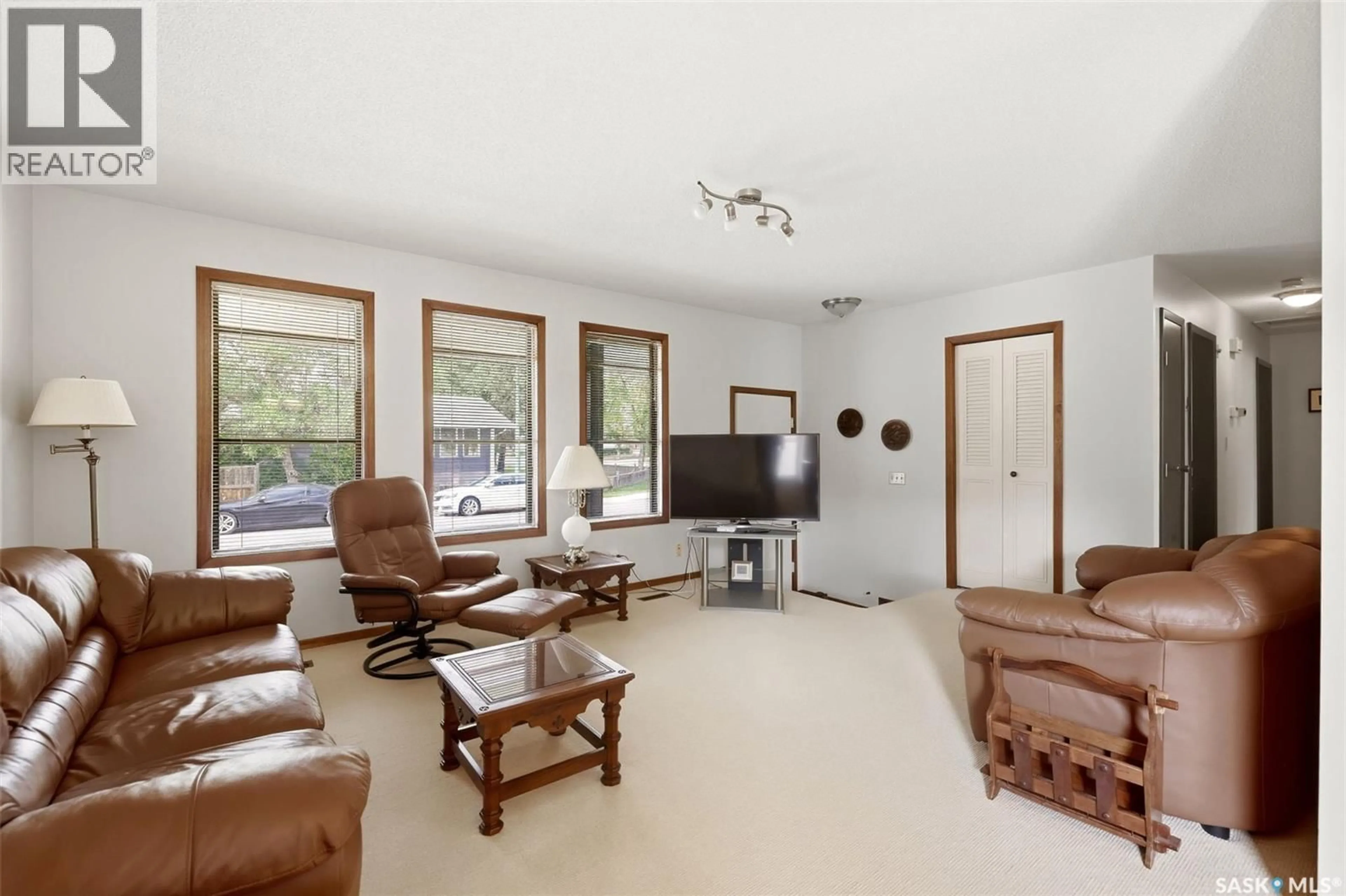 Living room with furniture, unknown for 199 MCSHERRY CRESCENT, Regina Saskatchewan S4T7B6