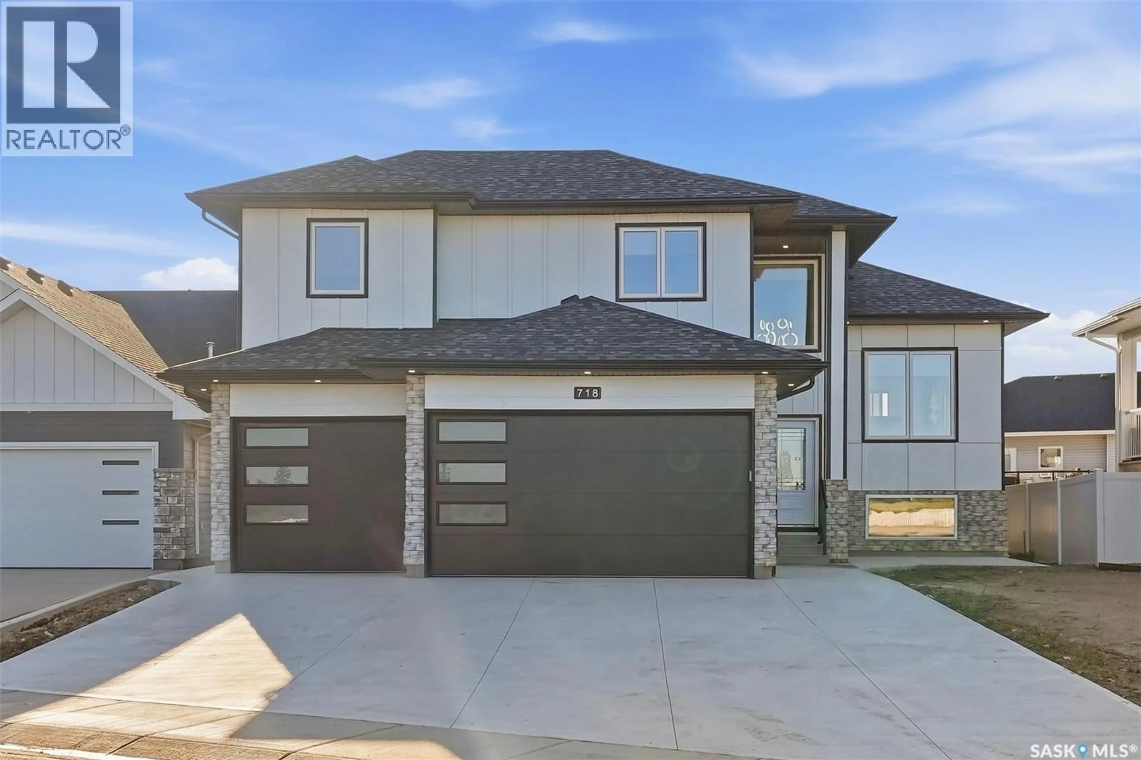 Unknown for 718 WEIR CRESCENT, Warman Saskatchewan S0K4S4