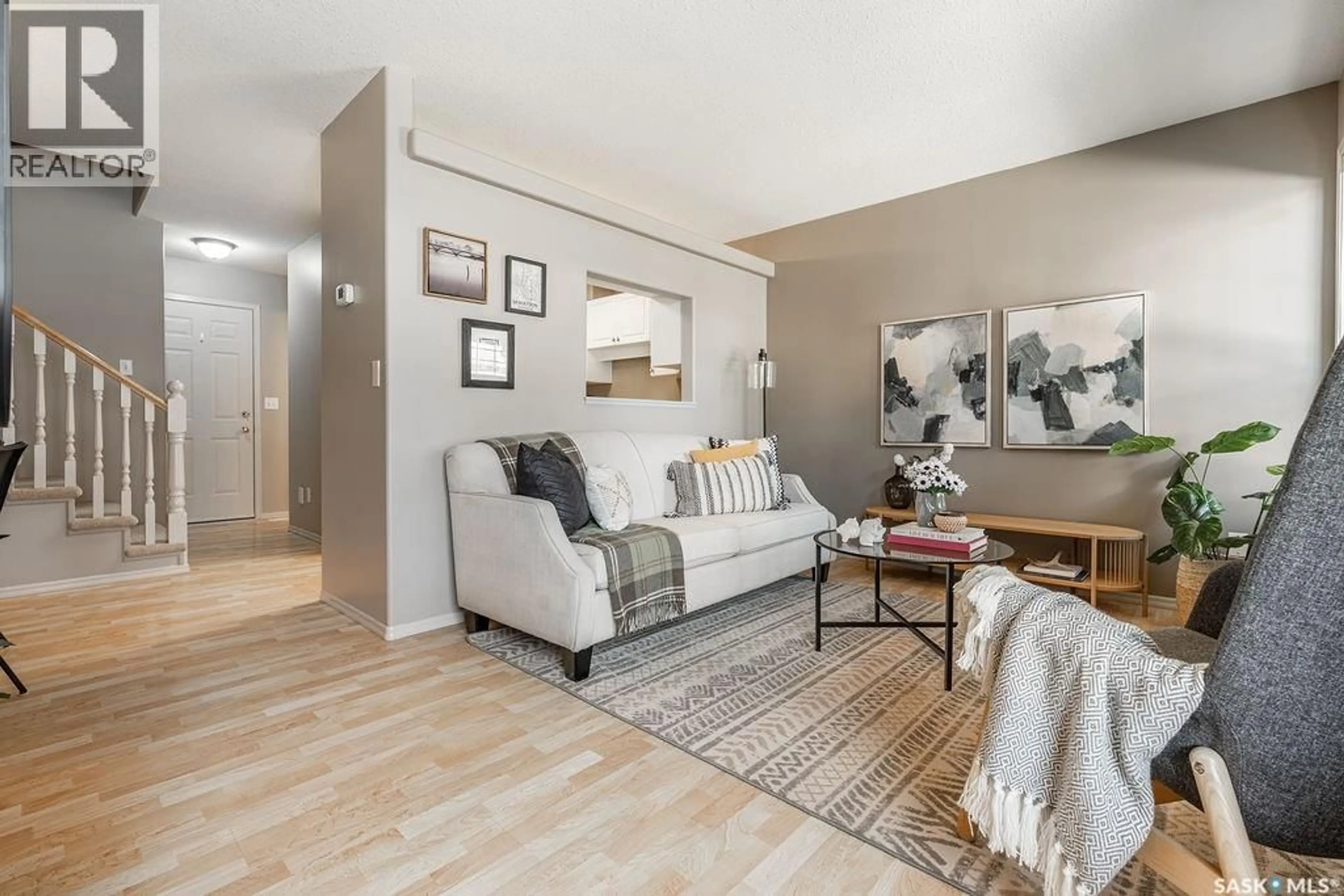 Living room with furniture, unknown for 102 - 5 WILLOW STREET, Saskatoon Saskatchewan S7J0C2