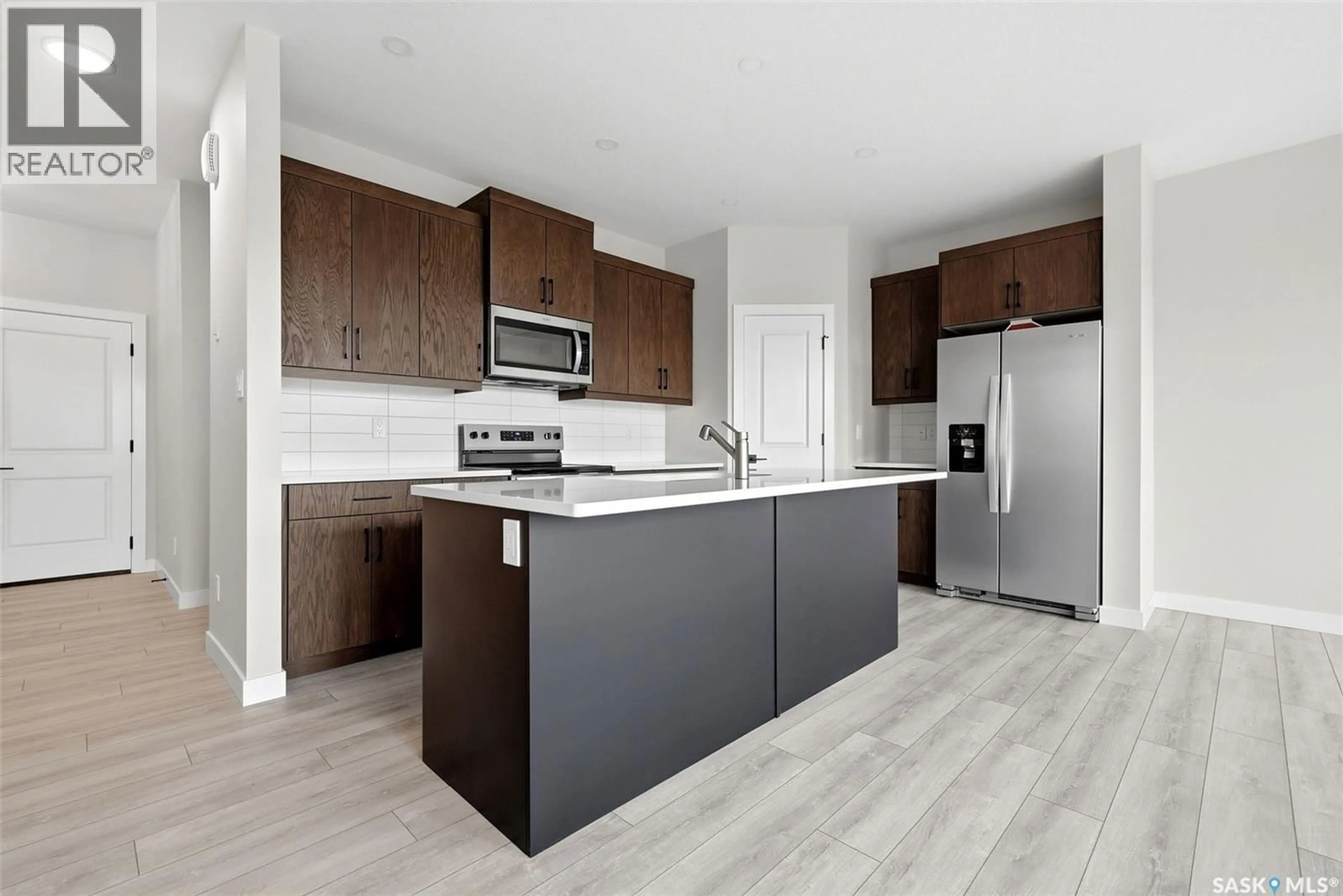Open concept kitchen, unknown for 3240 FAVEL DRIVE, Regina Saskatchewan S4V4B3