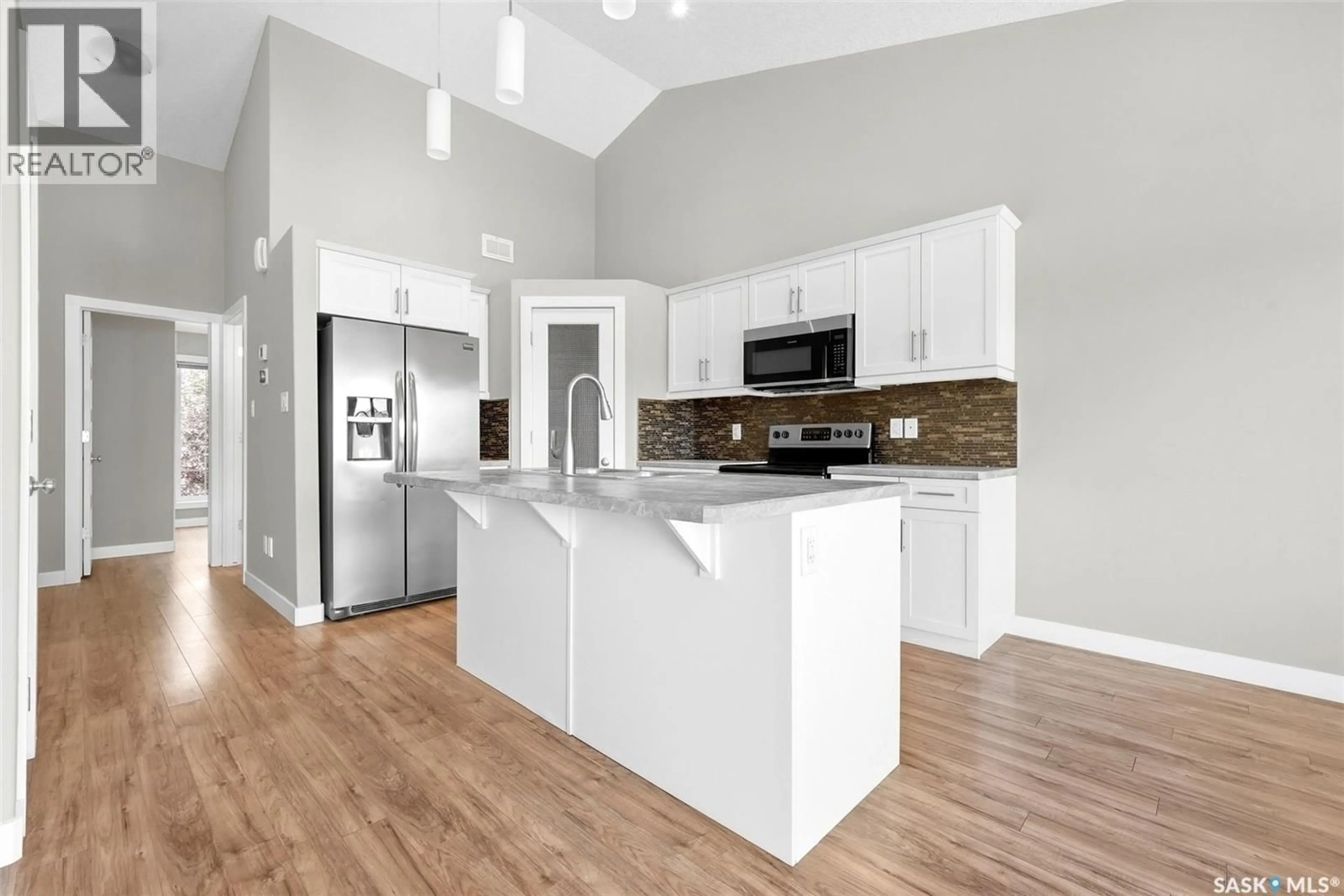 Open concept kitchen, unknown for 4493 JAMES HILL ROAD, Regina Saskatchewan S4W0K5
