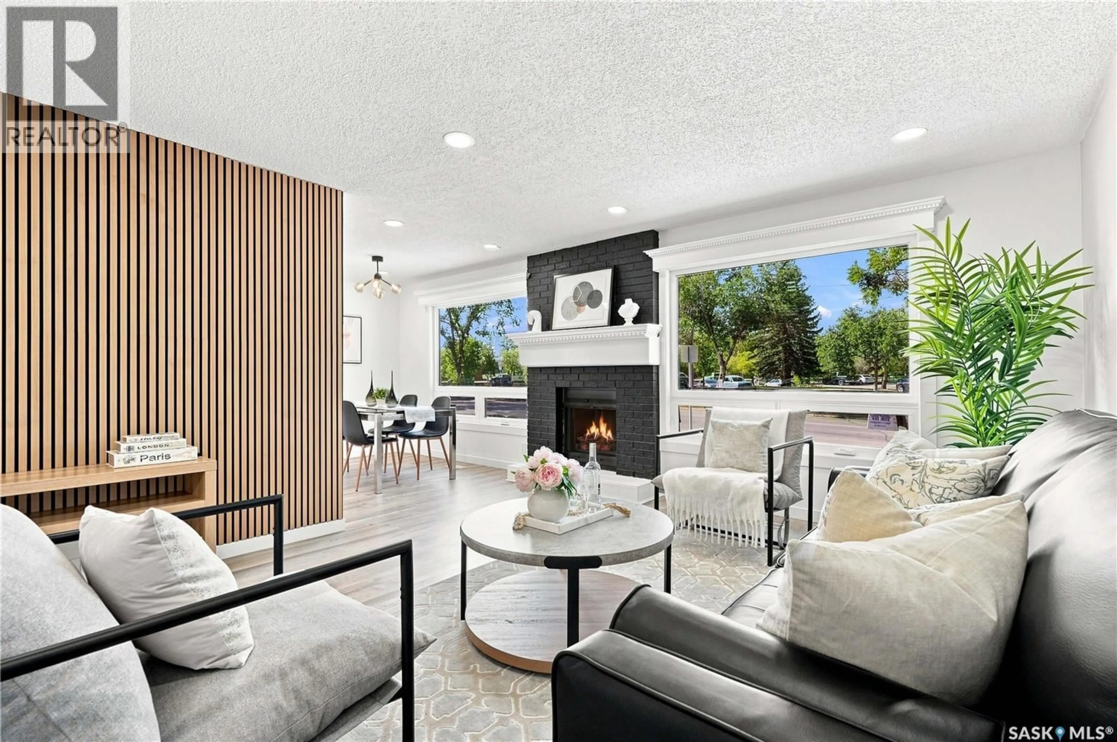 Living room with furniture, unknown for 607 LENORE DRIVE, Saskatoon Saskatchewan S7K5G7