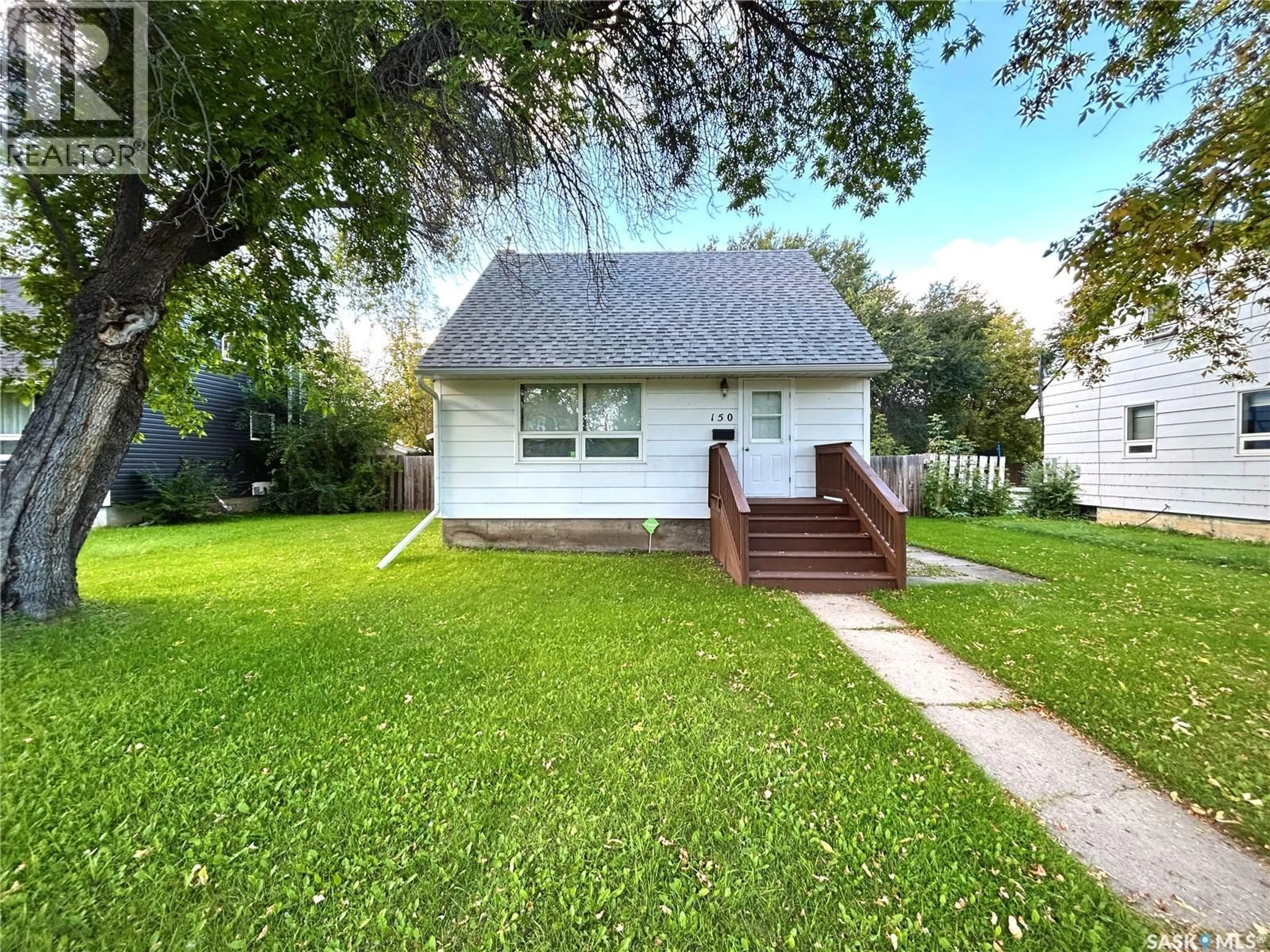 A pic from outside/outdoor area/front of a property/back of a property/a pic from drone, street for 150 24TH STREET, Prince Albert Saskatchewan S6V1R5