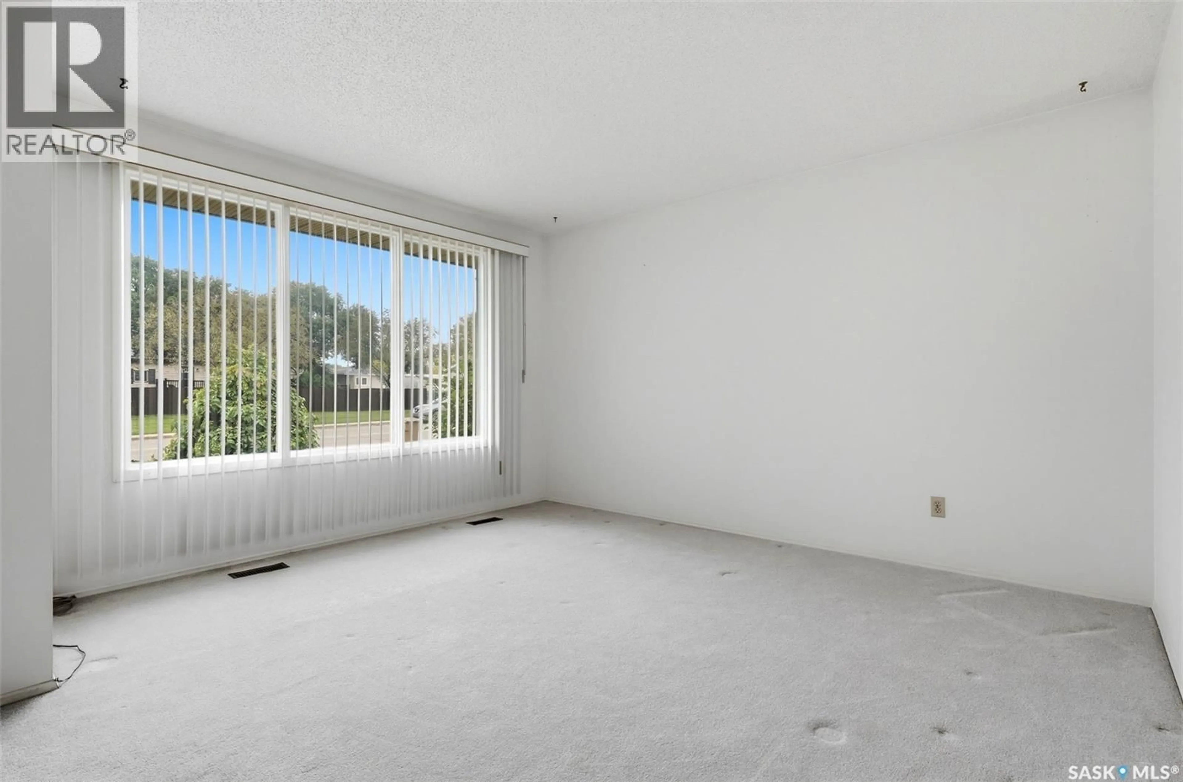 A pic of a room for 154 SANGSTER BOULEVARD, Regina Saskatchewan S4R6L5