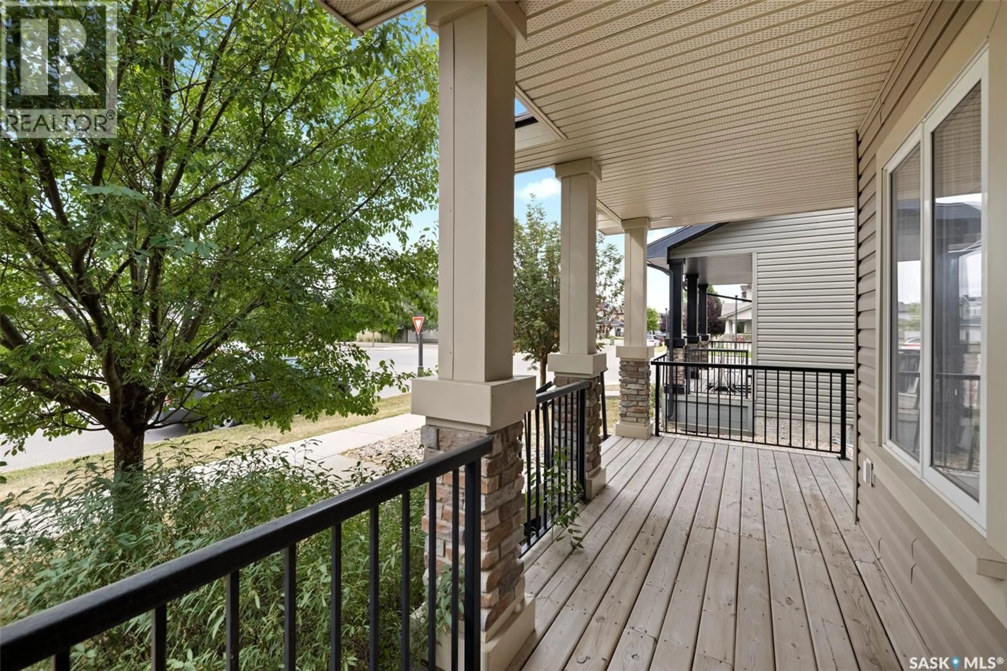 Patio, unknown for 3604 GREEN MOSS LANE, Regina Saskatchewan S4V1M2