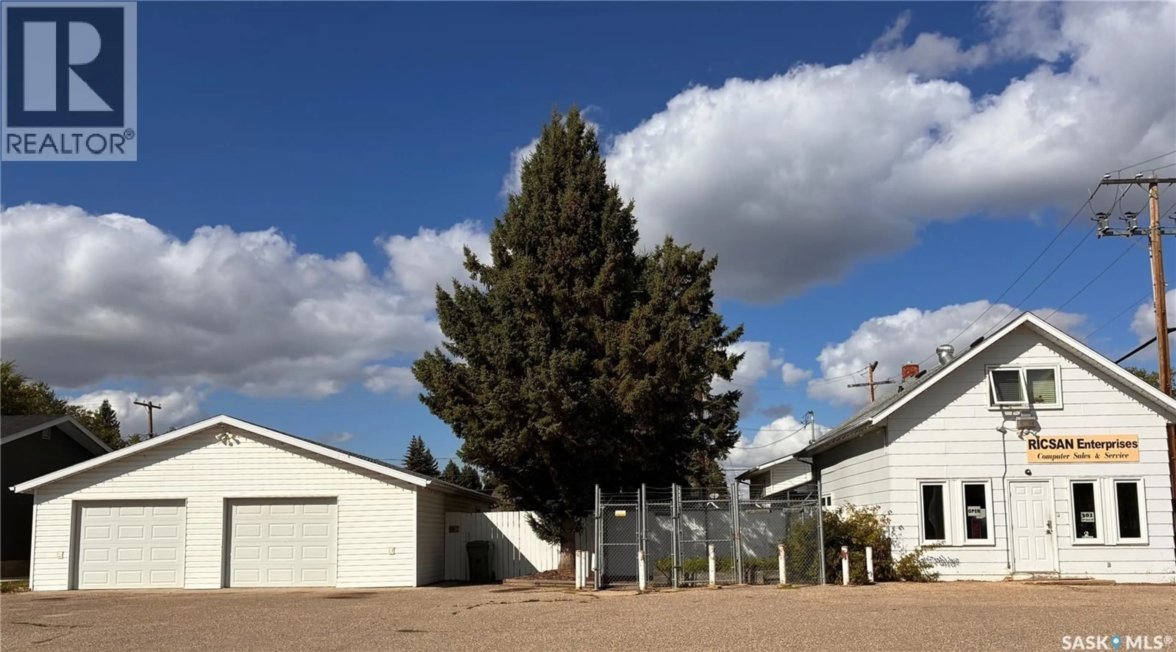 Unknown for 301 7TH AVENUE, Nipawin Saskatchewan S0E1E0