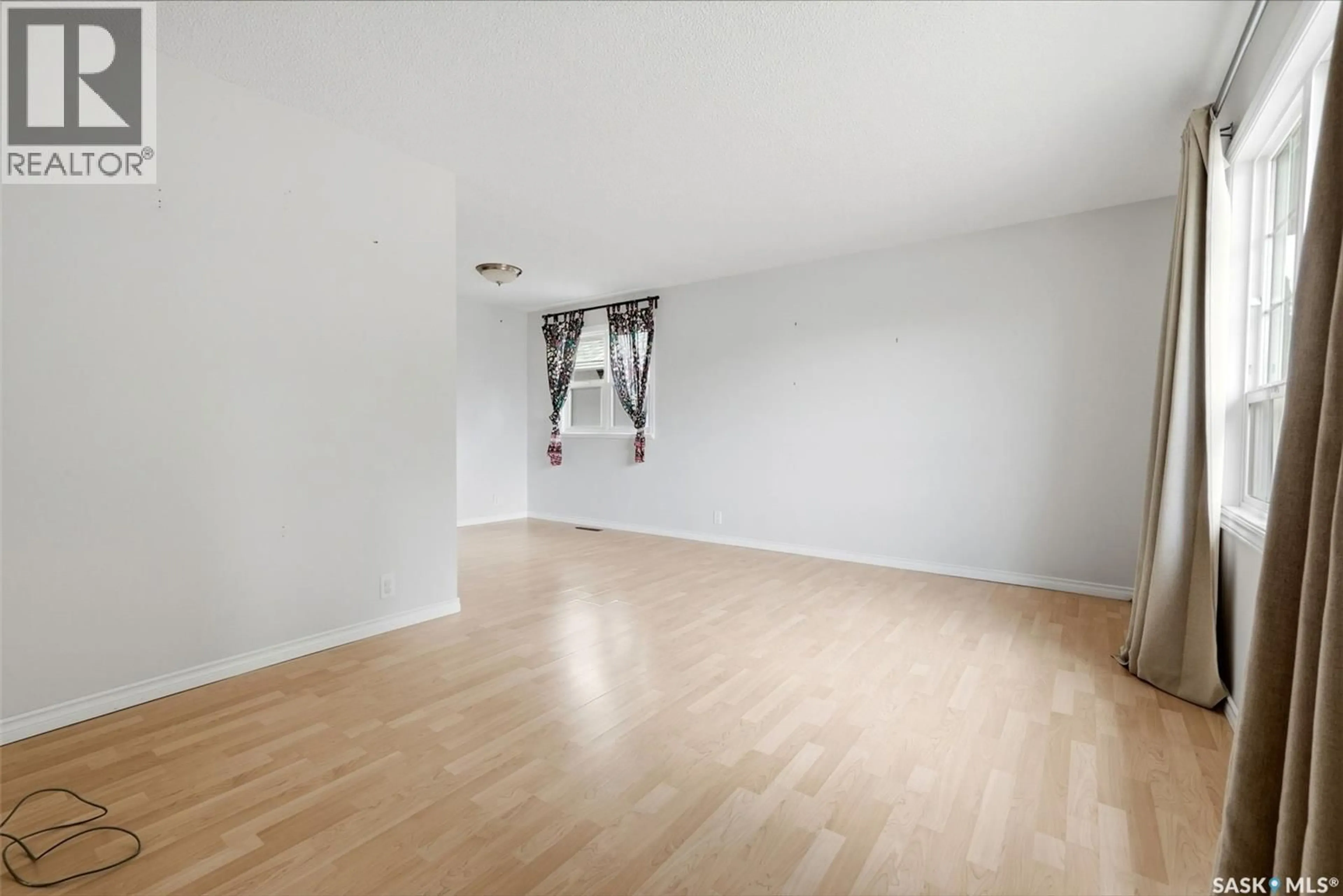 A pic of a room for 2068 MCARA STREET, Regina Saskatchewan S4N2V6