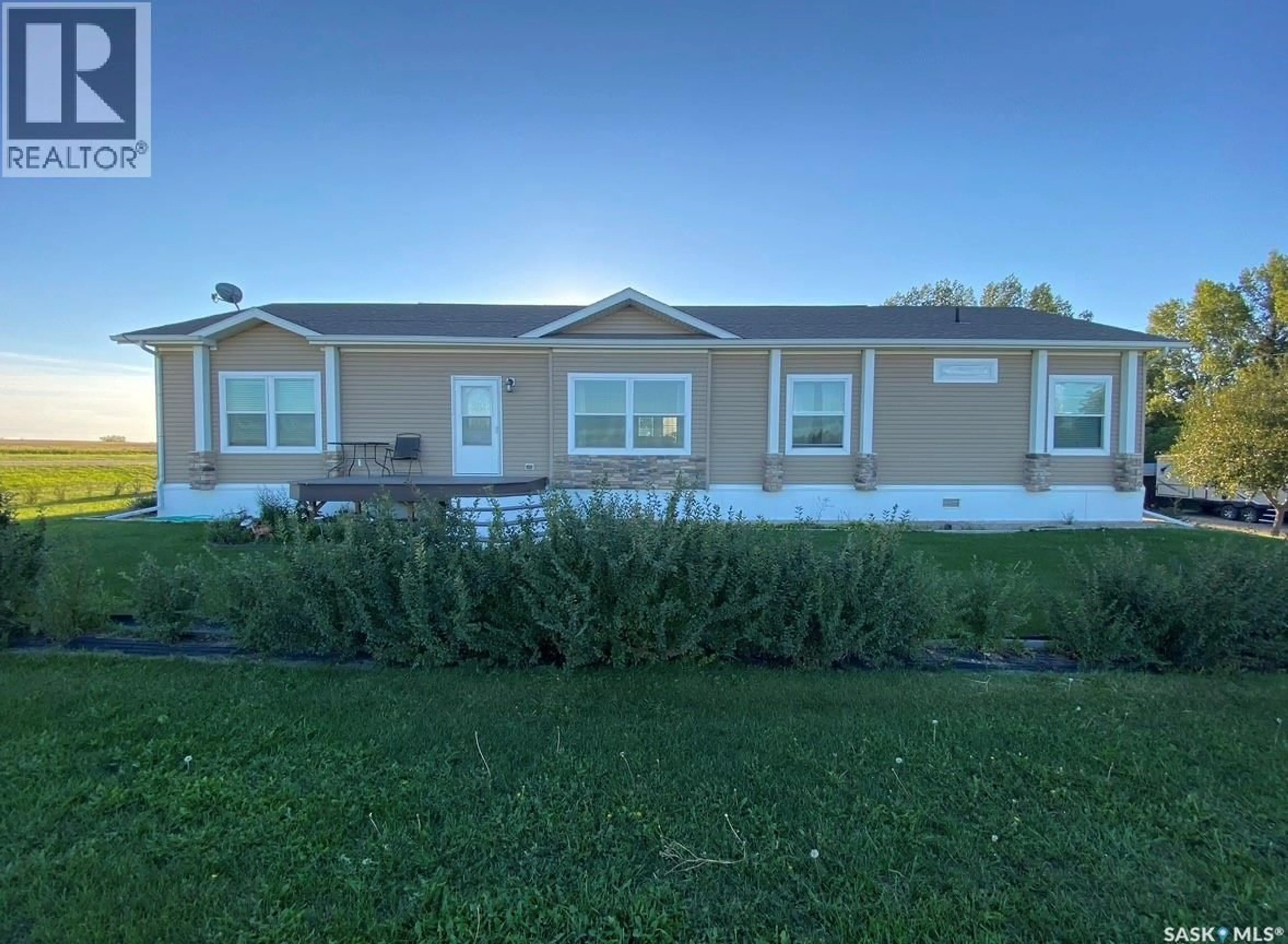 Home with vinyl exterior material, unknown for 528 DUKE STREET, Imperial Saskatchewan S0G2J0