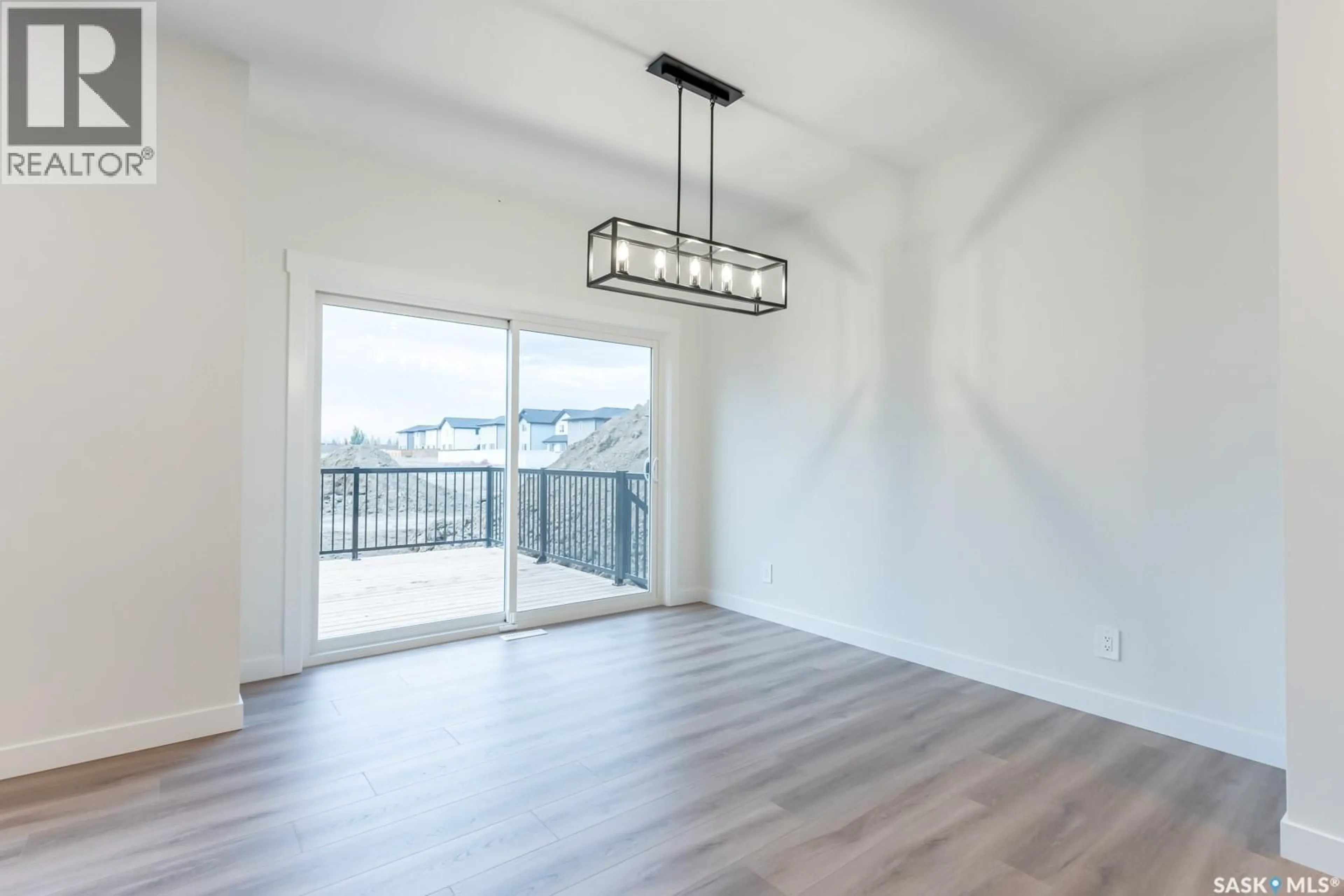 A pic of a room for 275 DORAN WAY, Saskatoon Saskatchewan S7V0Z7