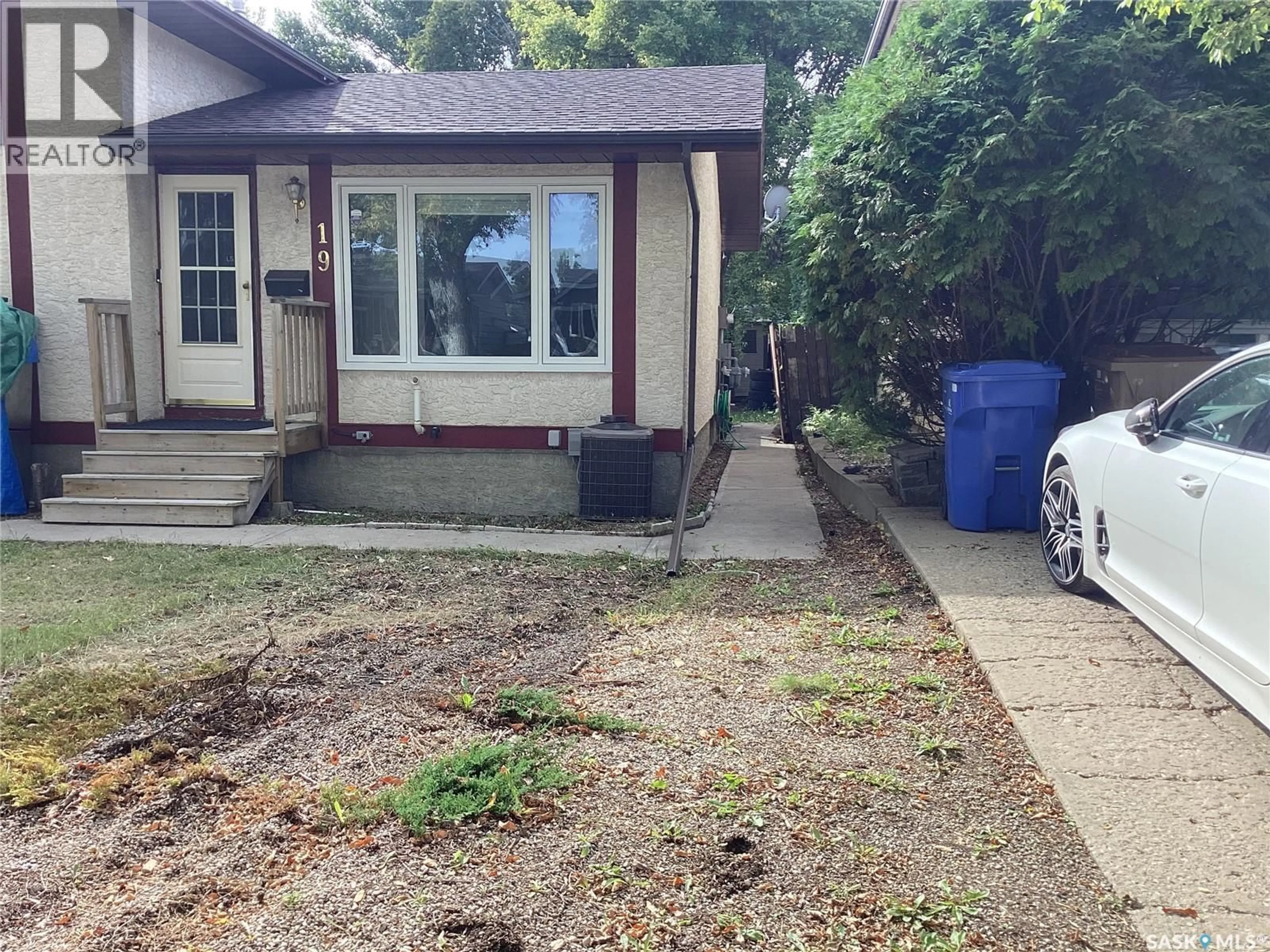 Unknown for 19 NEWSTEAD AVENUE, Regina Saskatchewan S4X1H1