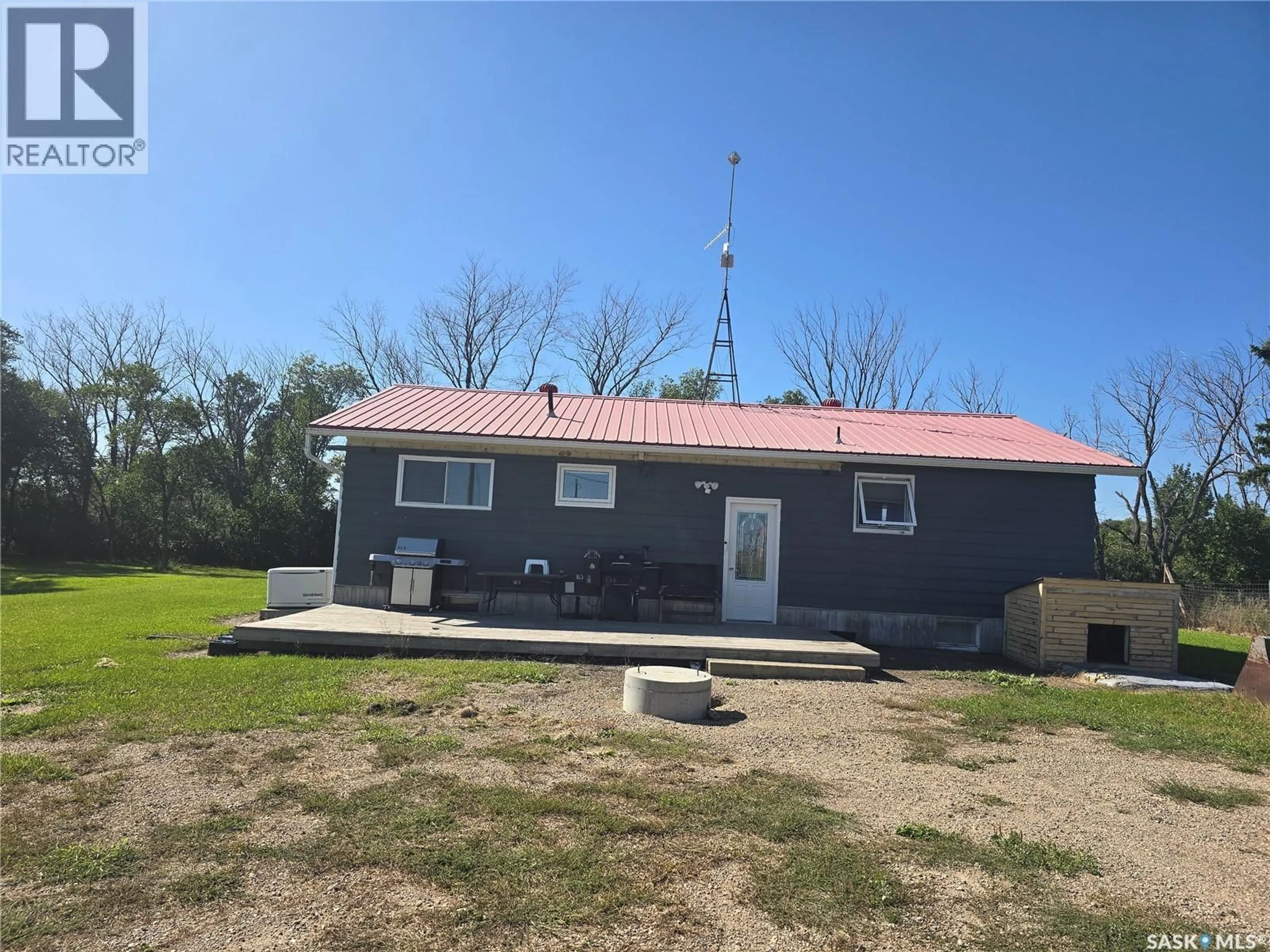 A pic from outside/outdoor area/front of a property/back of a property/a pic from drone, building for 10.02 JOHNSON ACREAGE, Elcapo Rm No. 154 Saskatchewan S0G2B0