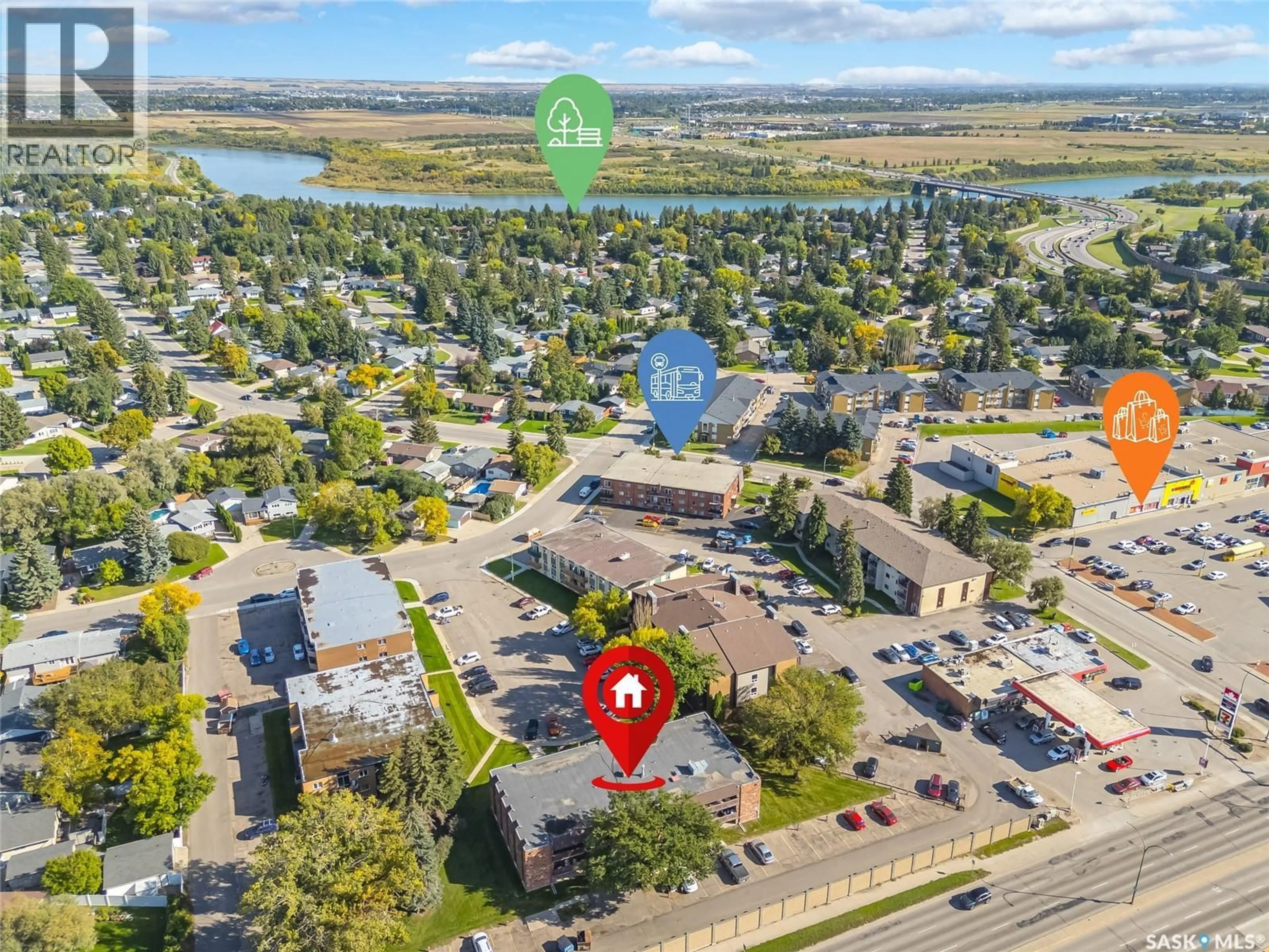 A pic from outside/outdoor area/front of a property/back of a property/a pic from drone, water/lake/river/ocean view for 301 143 ST LAWRENCE COURT, Saskatoon Saskatchewan S7K4H3