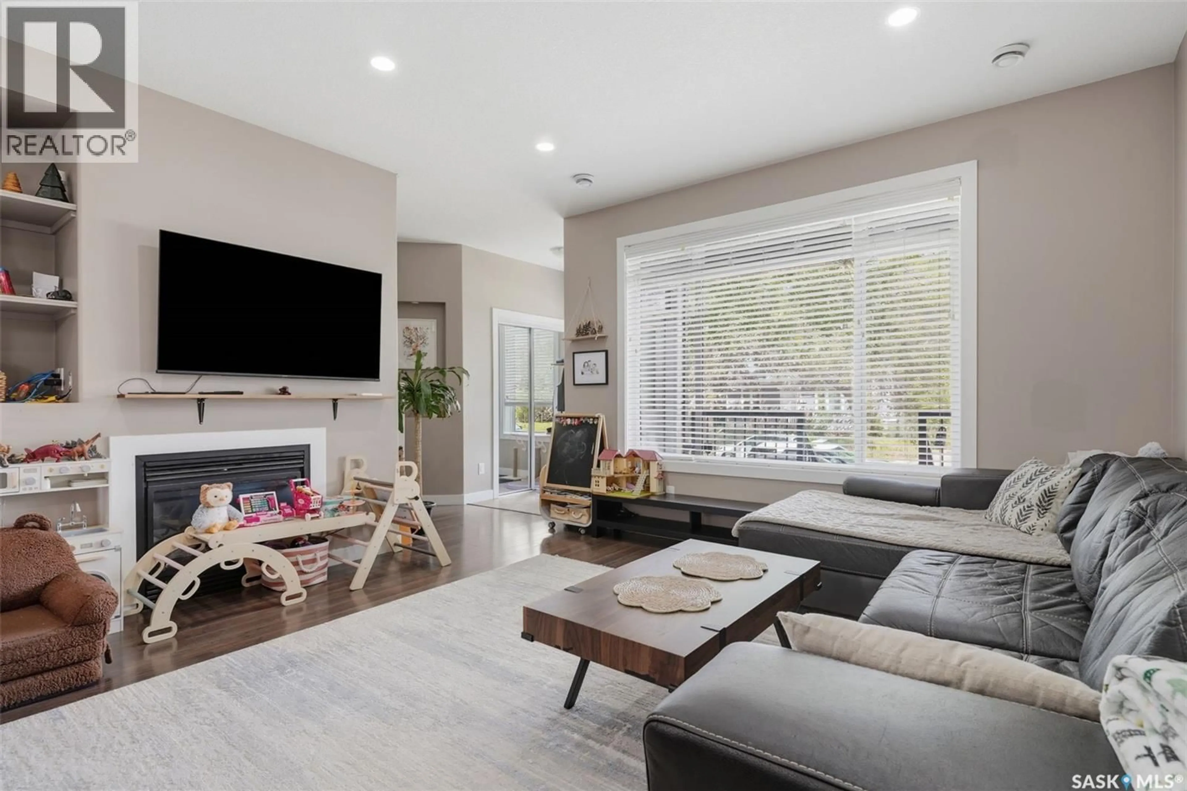 Living room with furniture, unknown for 1448 MCINTOSH STREET, Regina Saskatchewan S4T5C3