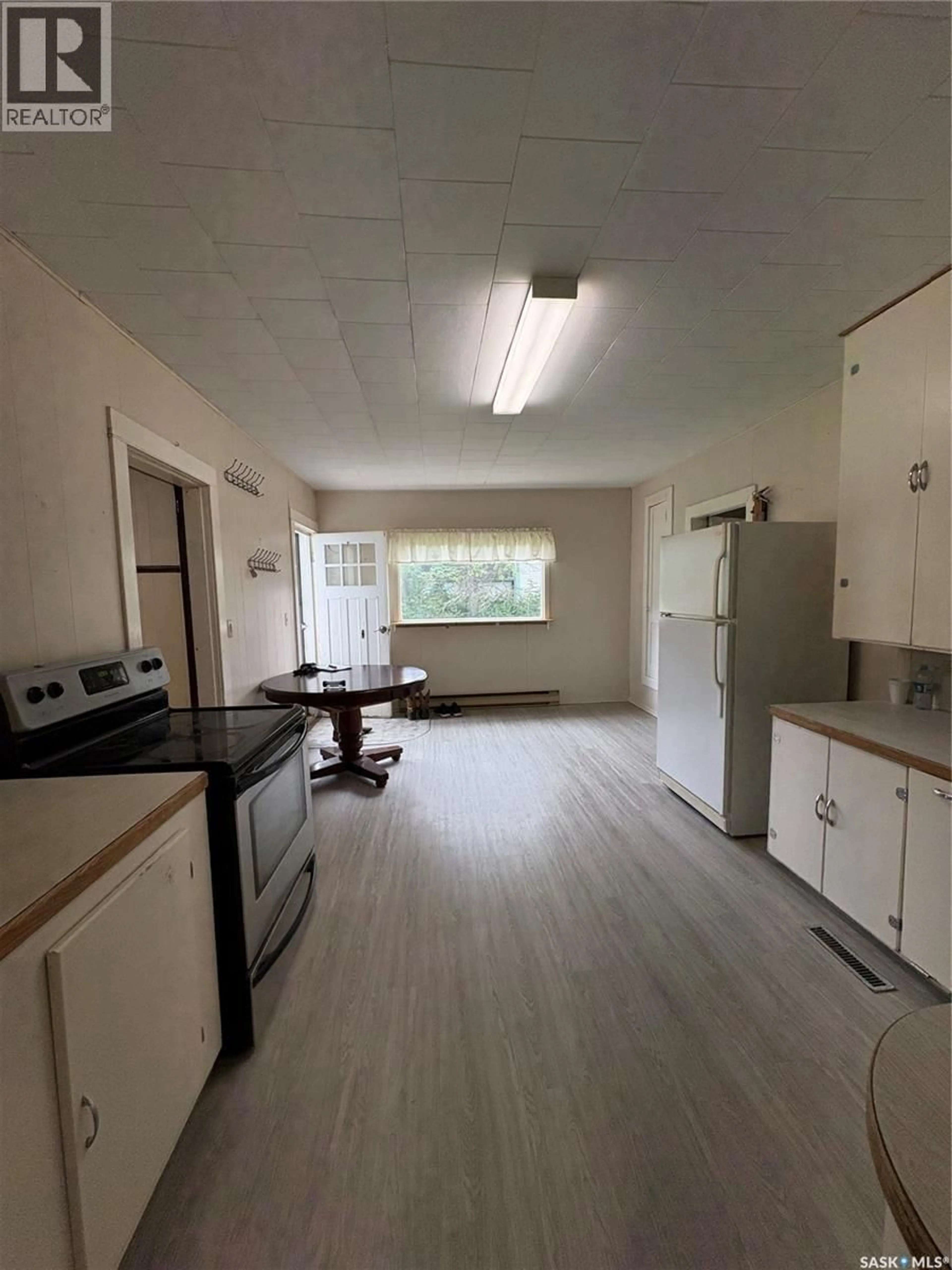 A pic of a room for 232 BURTON STREET, Abernethy Saskatchewan S0A0A0