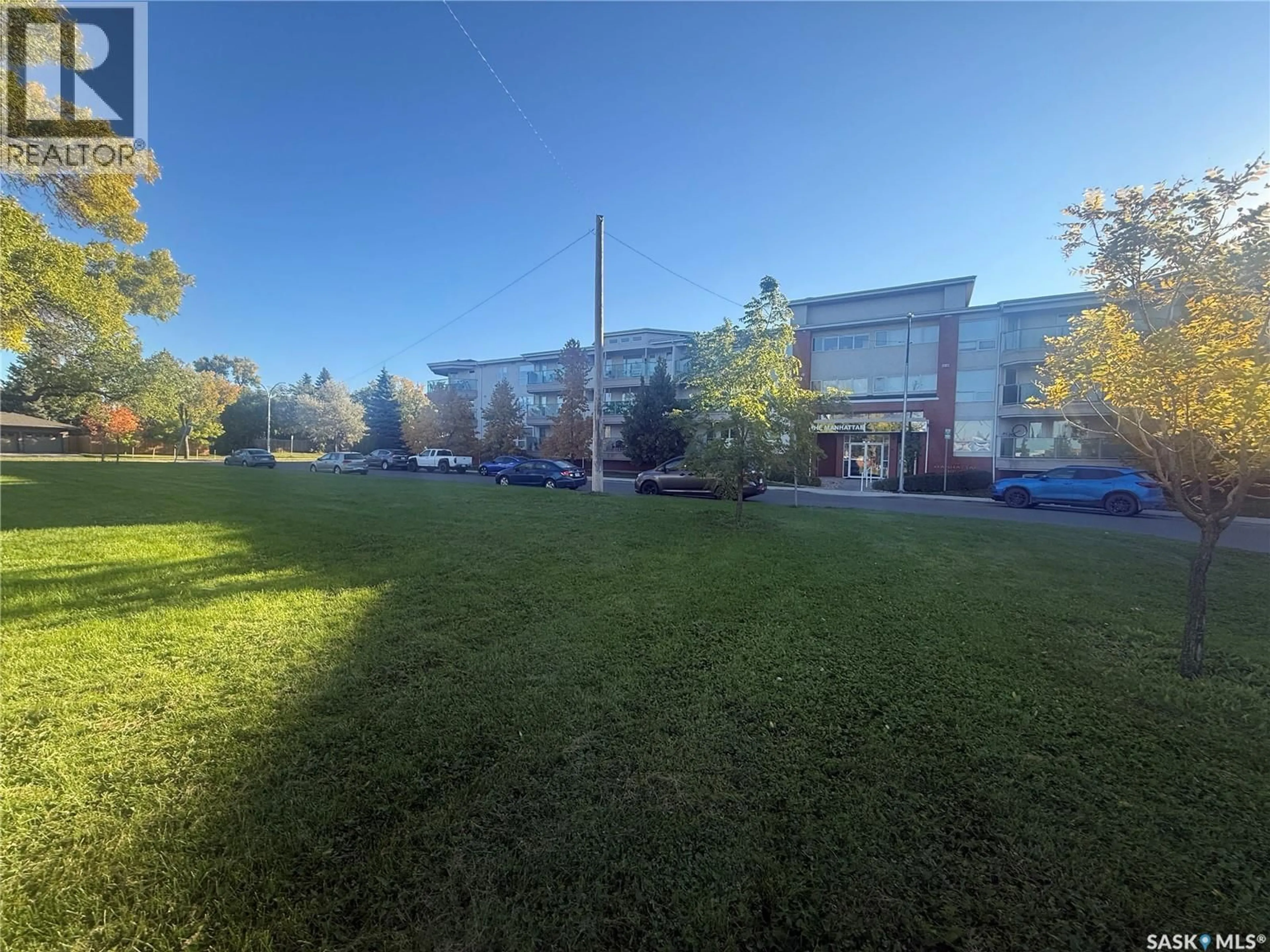 A pic from outside/outdoor area/front of a property/back of a property/a pic from drone, unknown for 316 1850 MAIN STREET, Saskatoon Saskatchewan S7H4B3