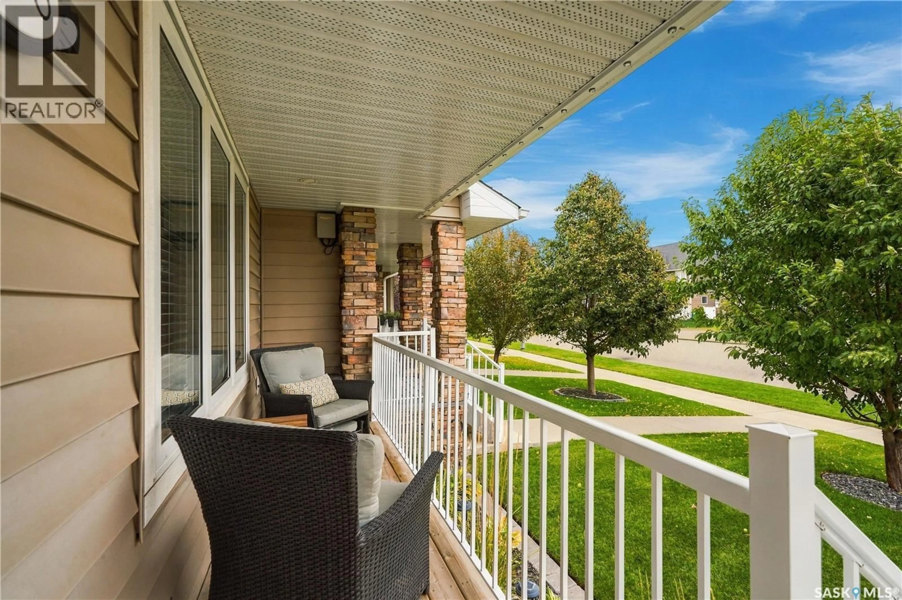 Patio, water/lake/river/ocean view for 1438 HUNTER ROAD, Saskatoon Saskatchewan S7T0T4