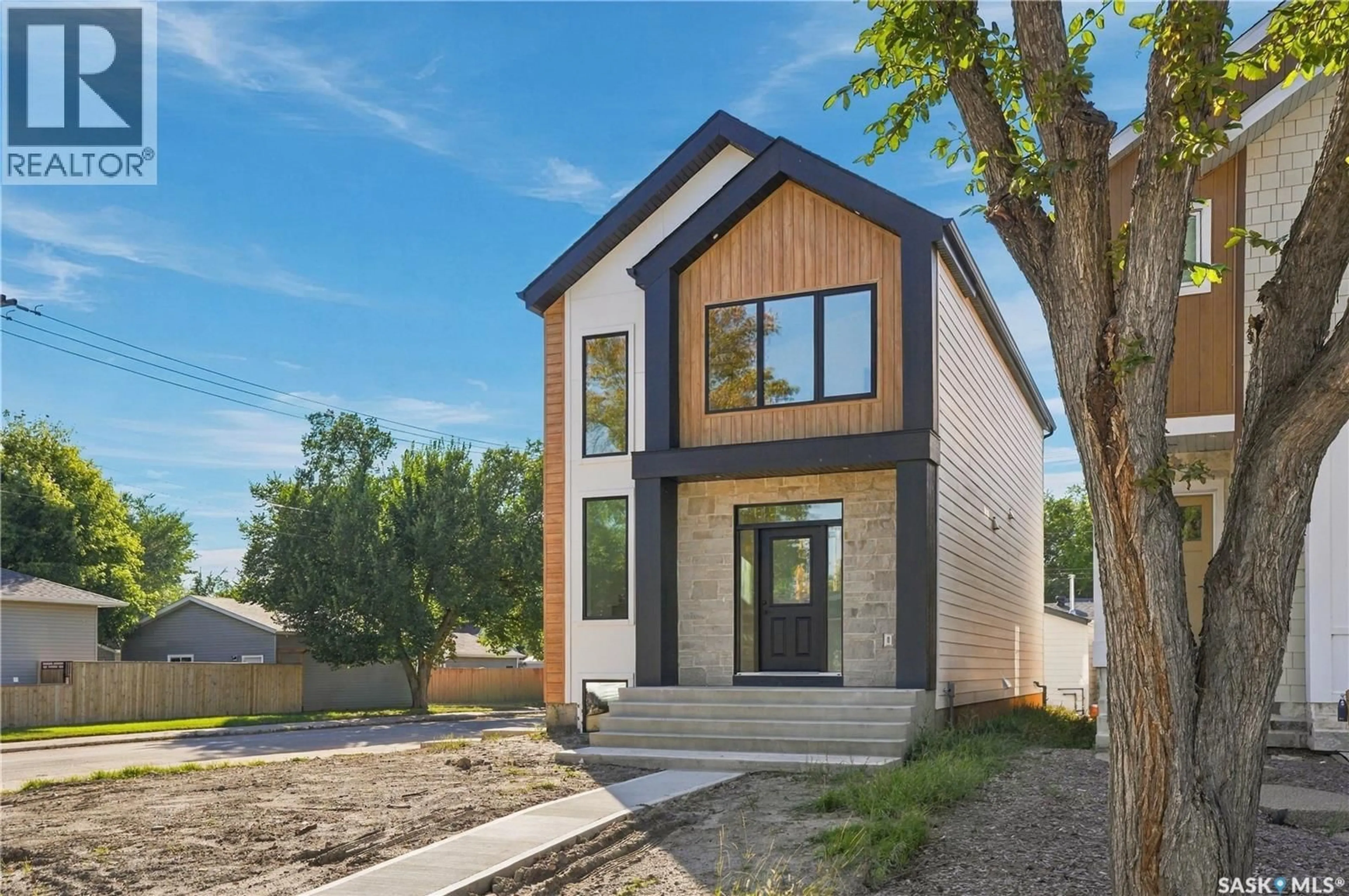 Home with brick exterior material, street for 1401 EDWARD AVENUE, Saskatoon Saskatchewan S7K3B2