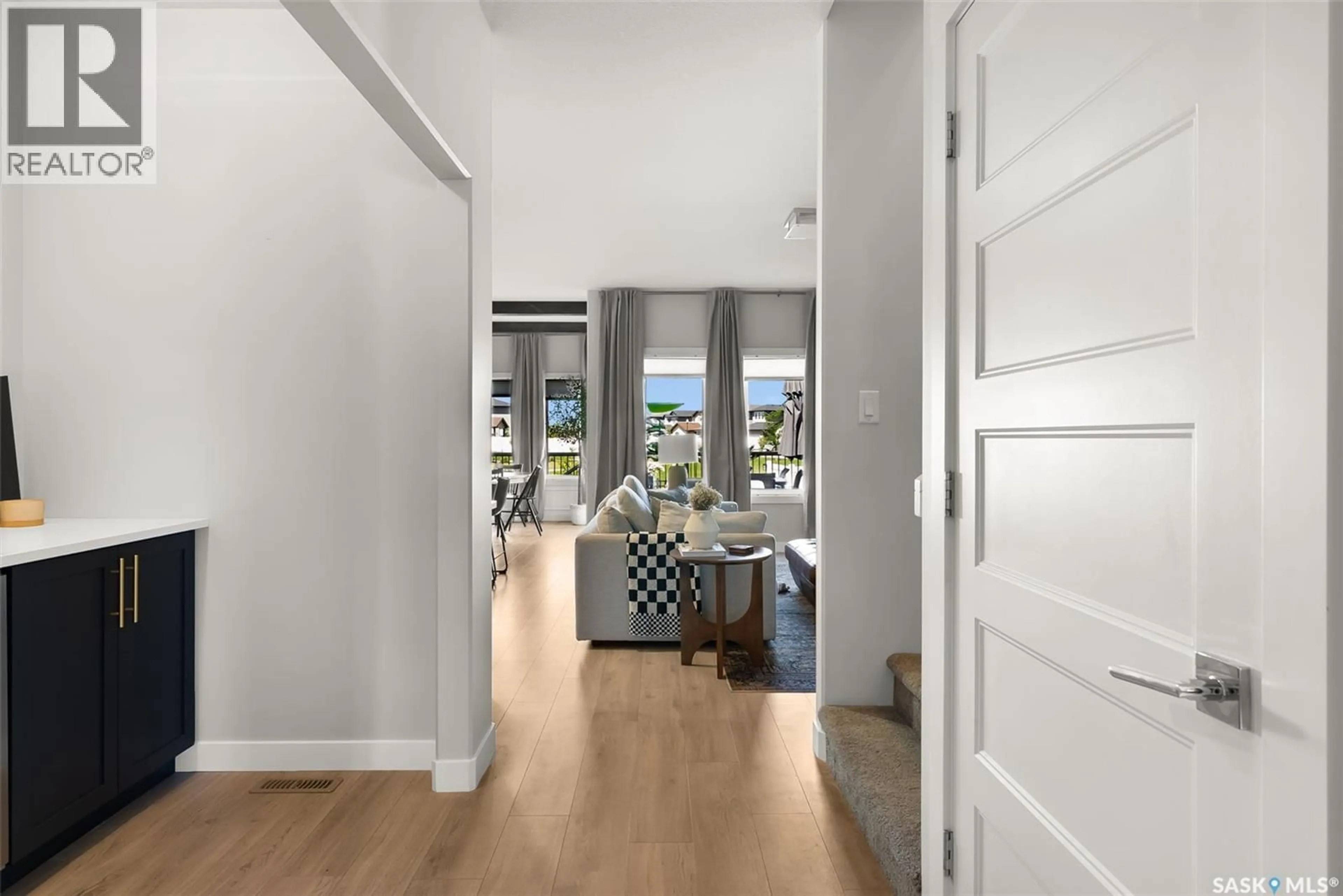 Indoor entryway for 3644 GEE CRESCENT, Regina Saskatchewan S4V3P2