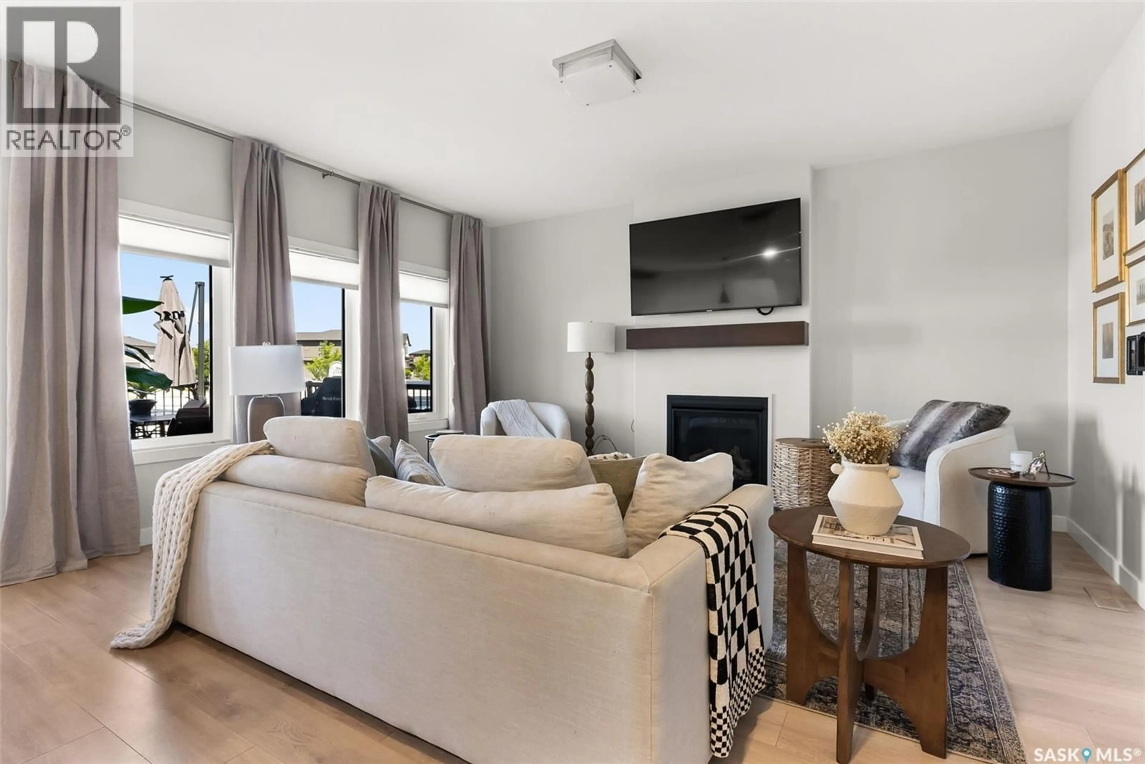 Living room with furniture, unknown for 3644 GEE CRESCENT, Regina Saskatchewan S4V3P2