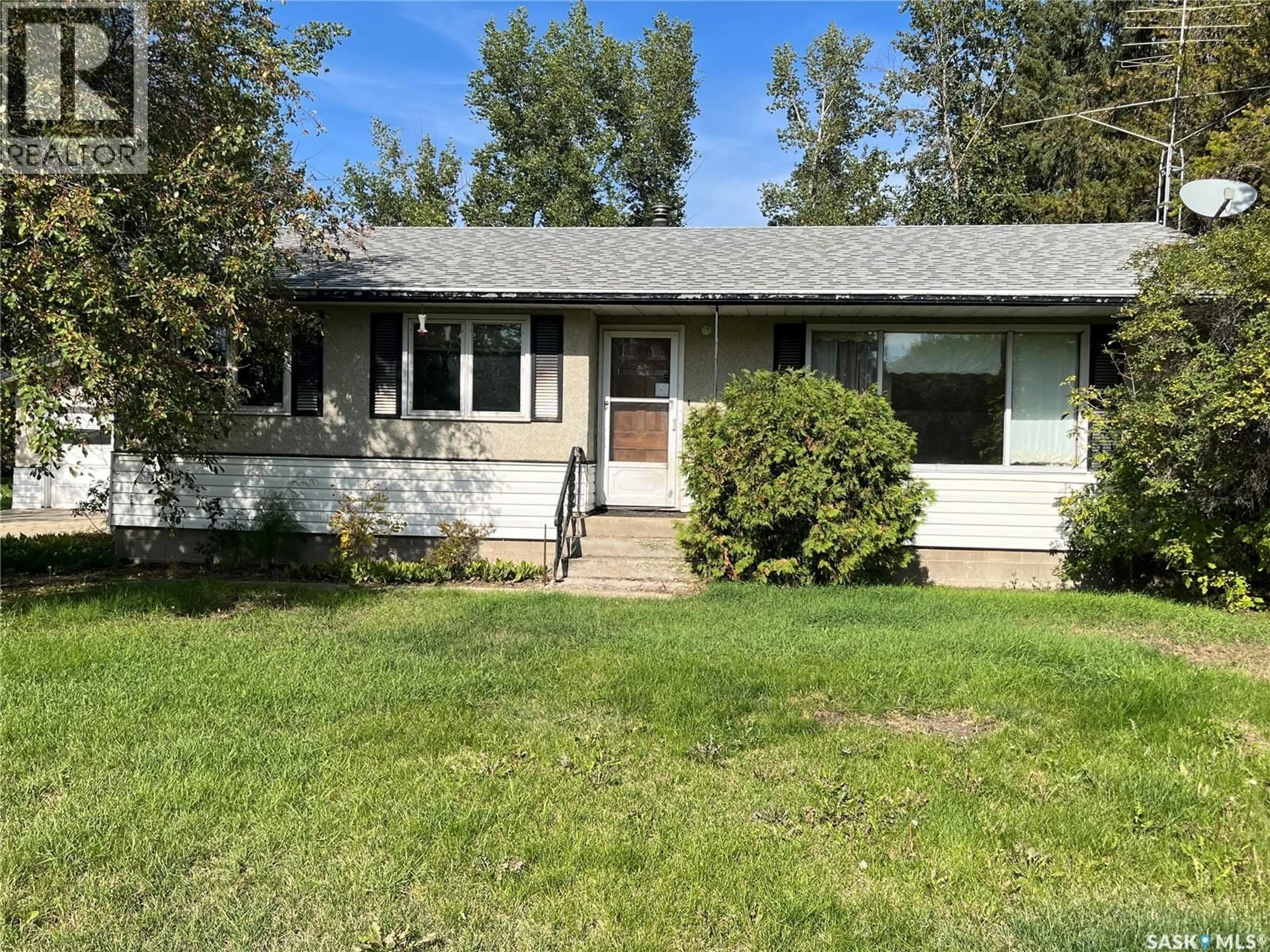 Home with vinyl exterior material, street for COLE ACREAGE, Turtle River Rm No. 469 Saskatchewan S0M0V0